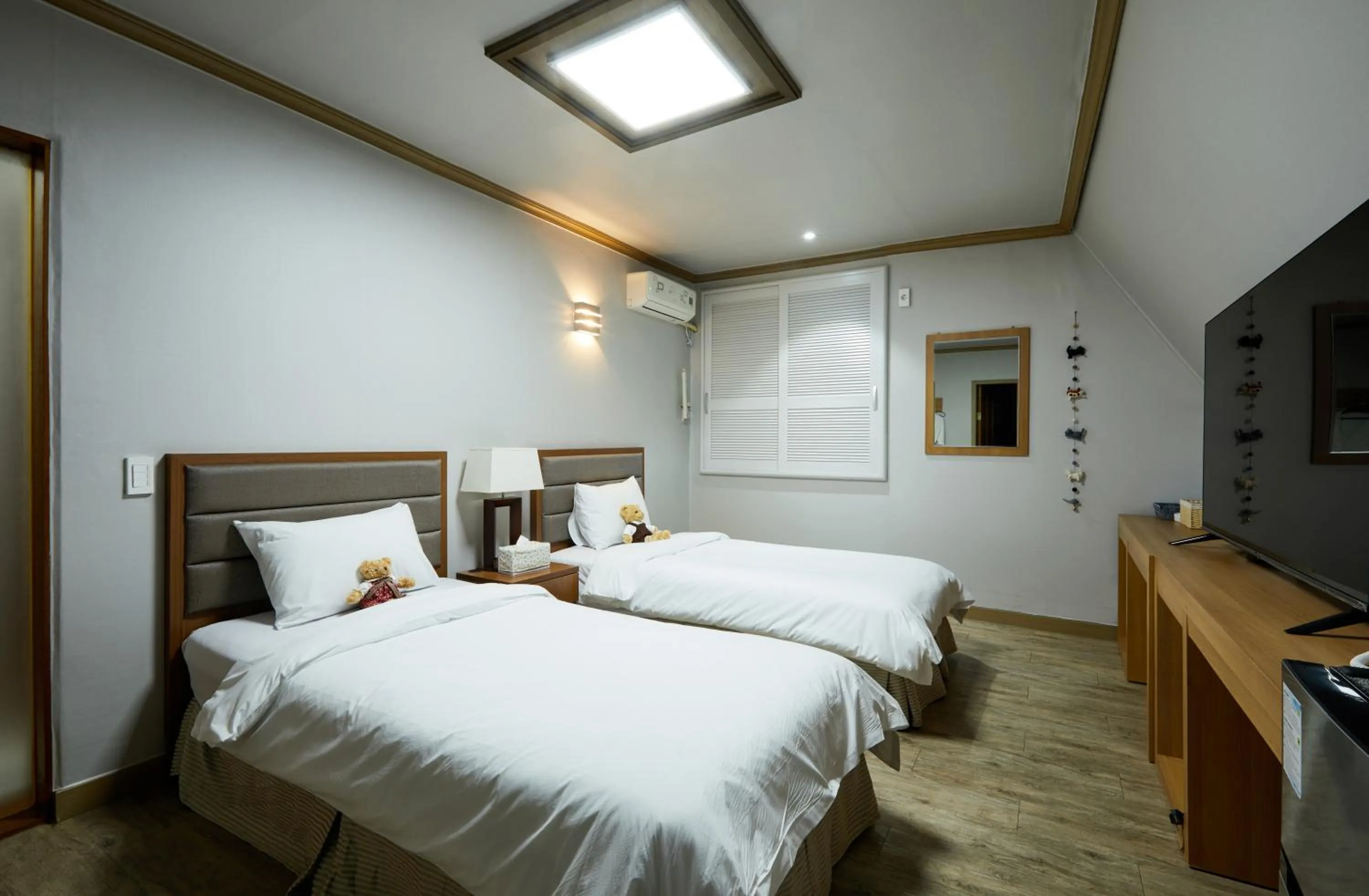 Bed in California Hotel