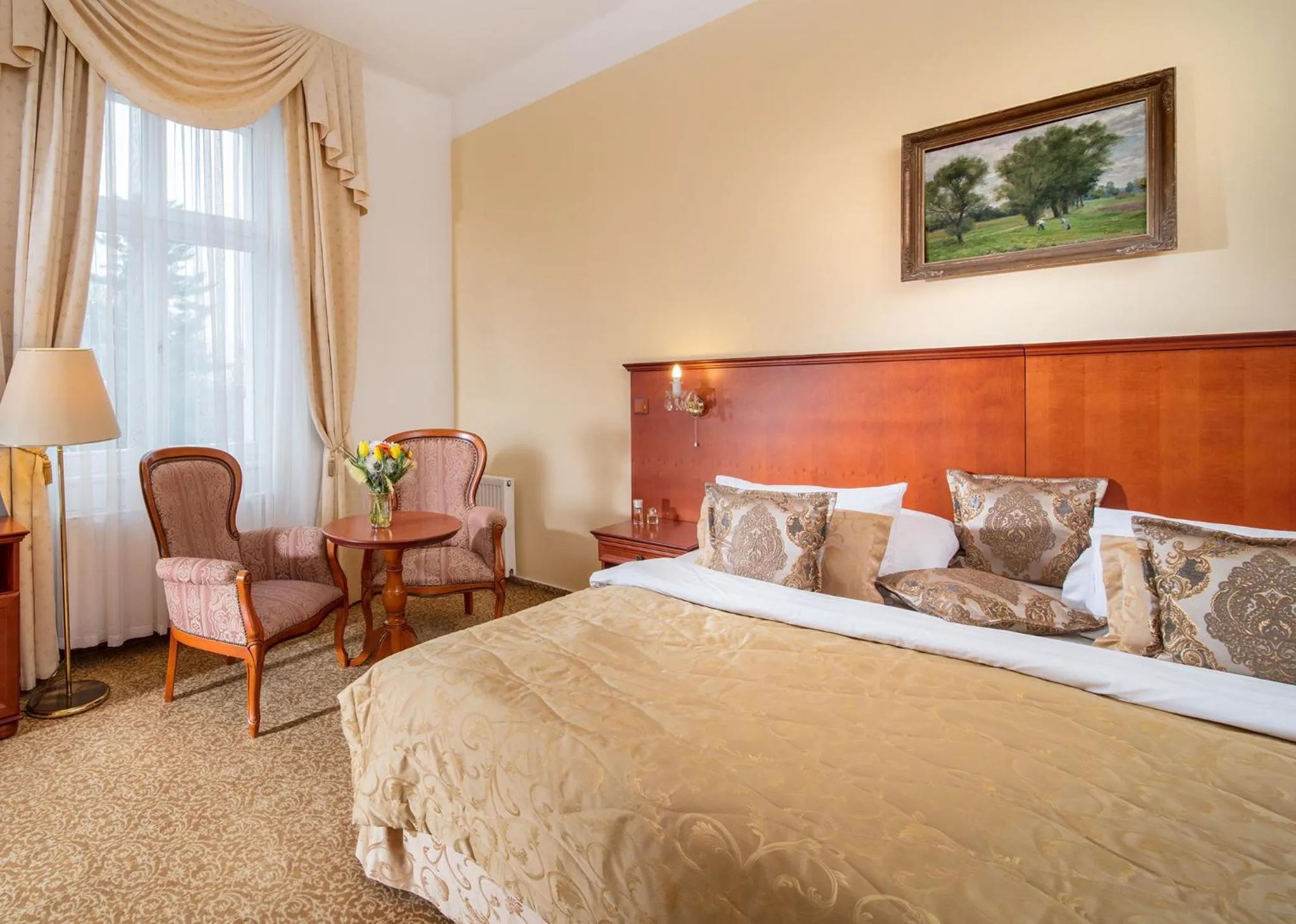 Bed in Imperial Spa & Kurhotel