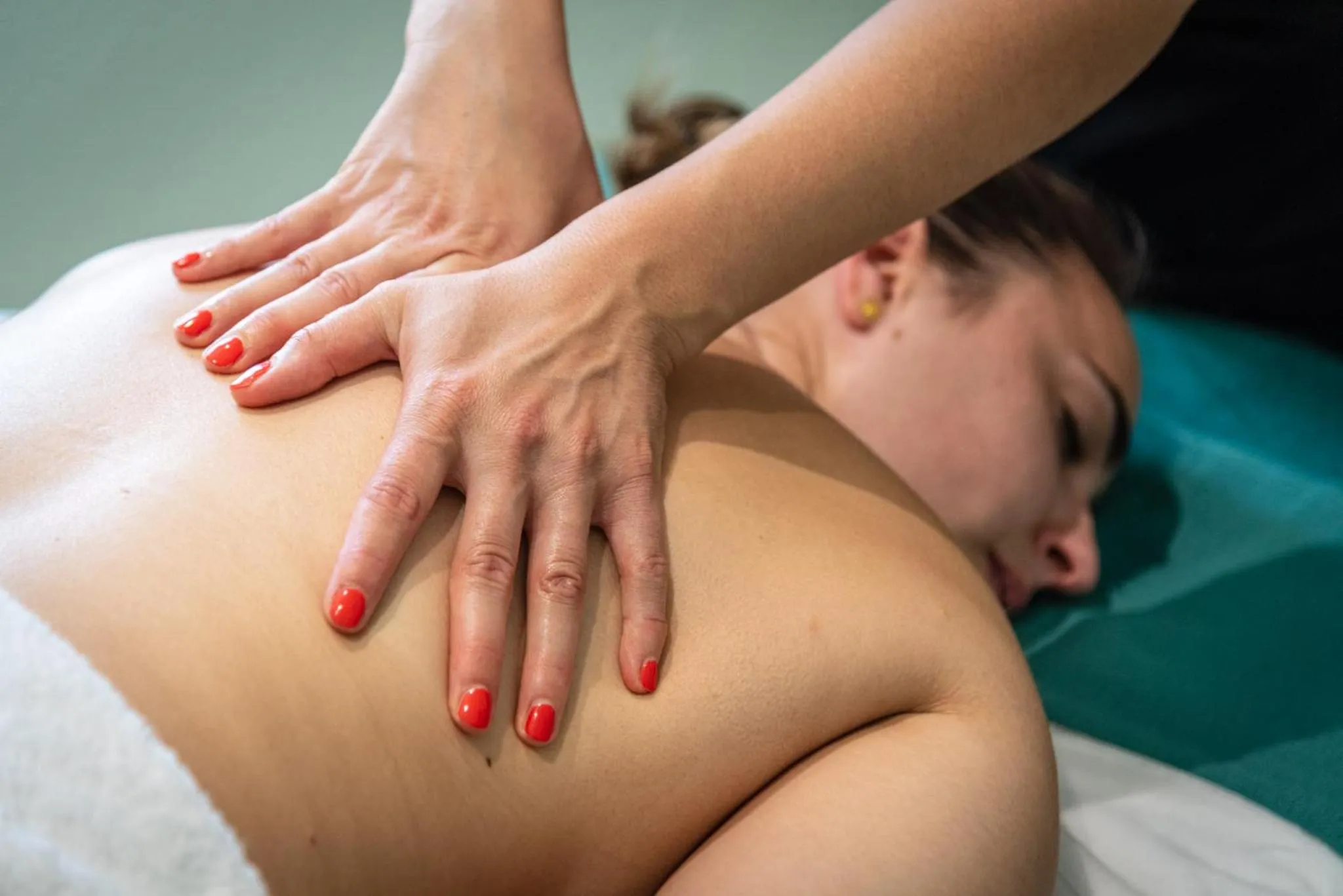 Massage in Domaine de Roiffé