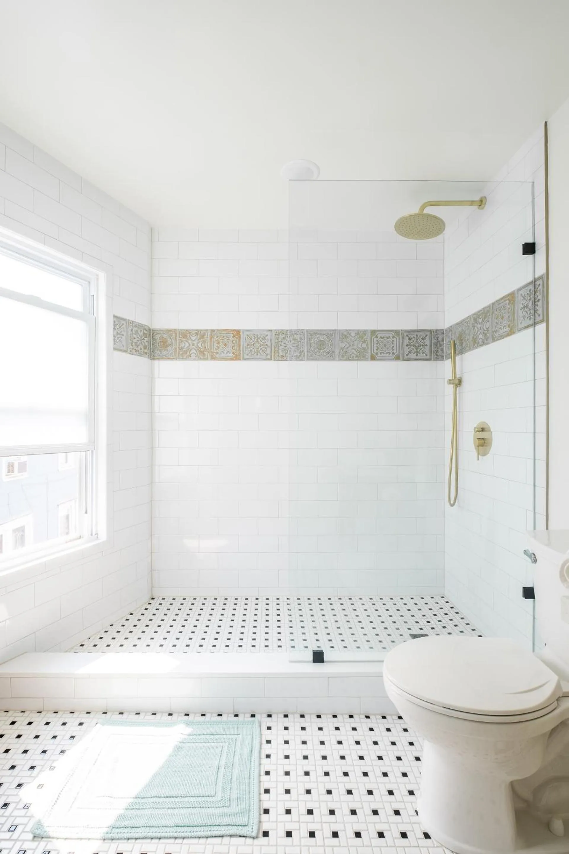 Internal: Not applicable to any particular room in Scarborough Inn