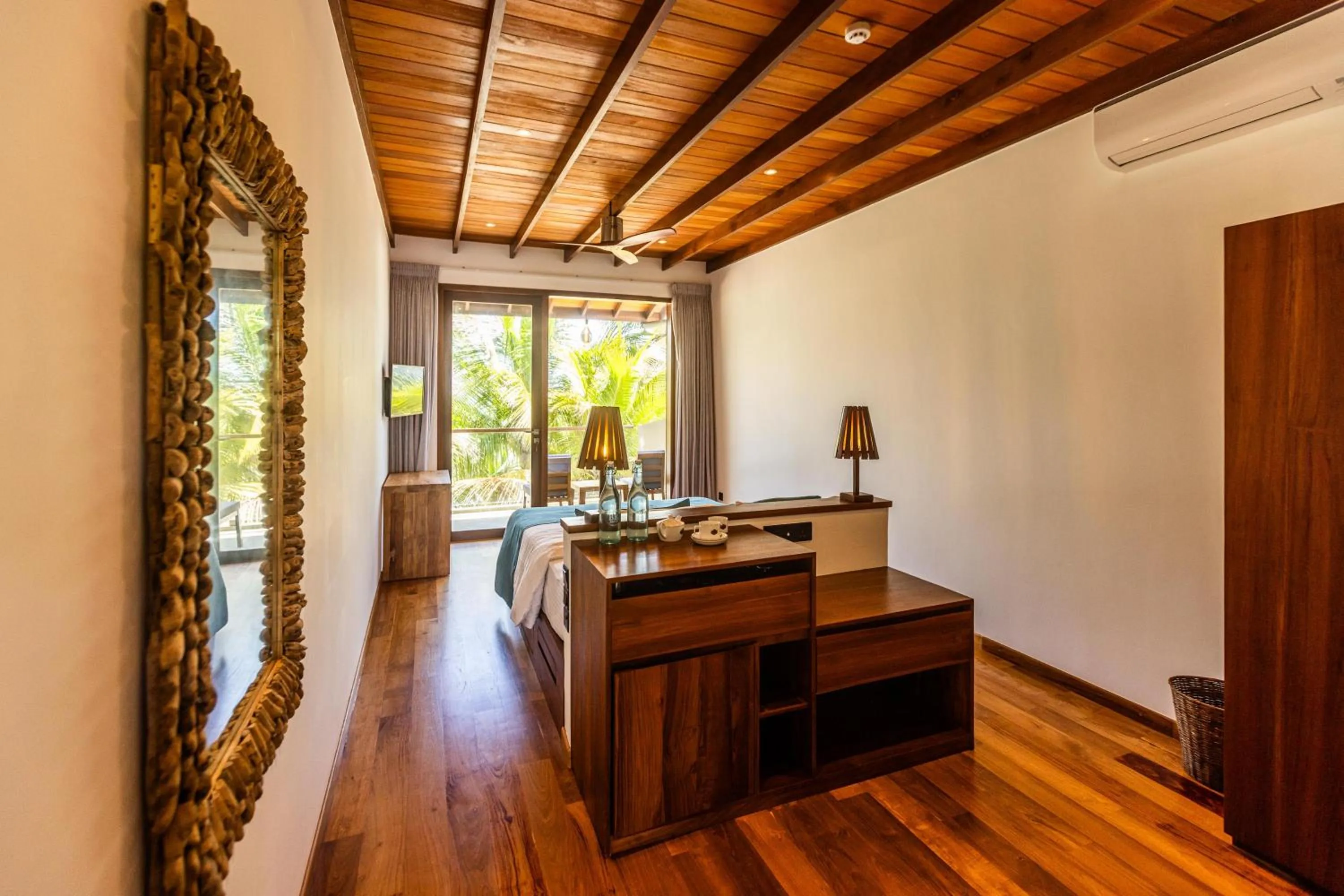 Bedroom in BK Beach Boutique Hotel - Hikkaduwa