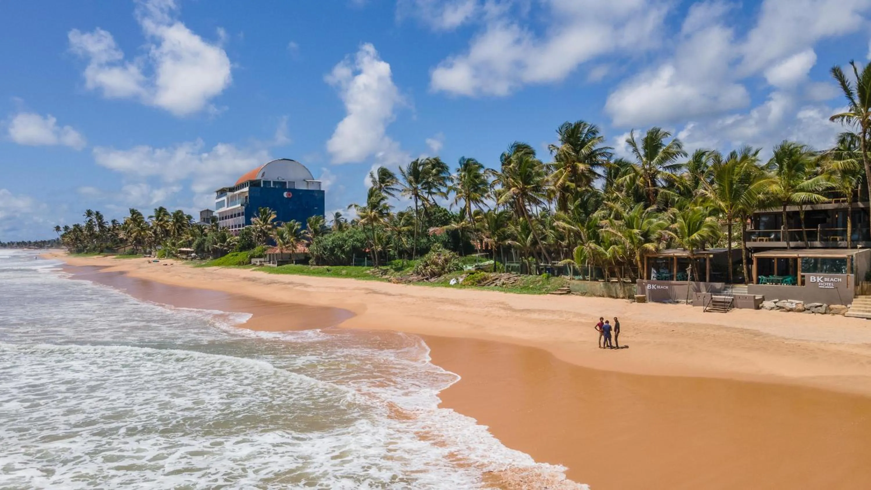 Day in BK Beach Boutique Hotel - Hikkaduwa