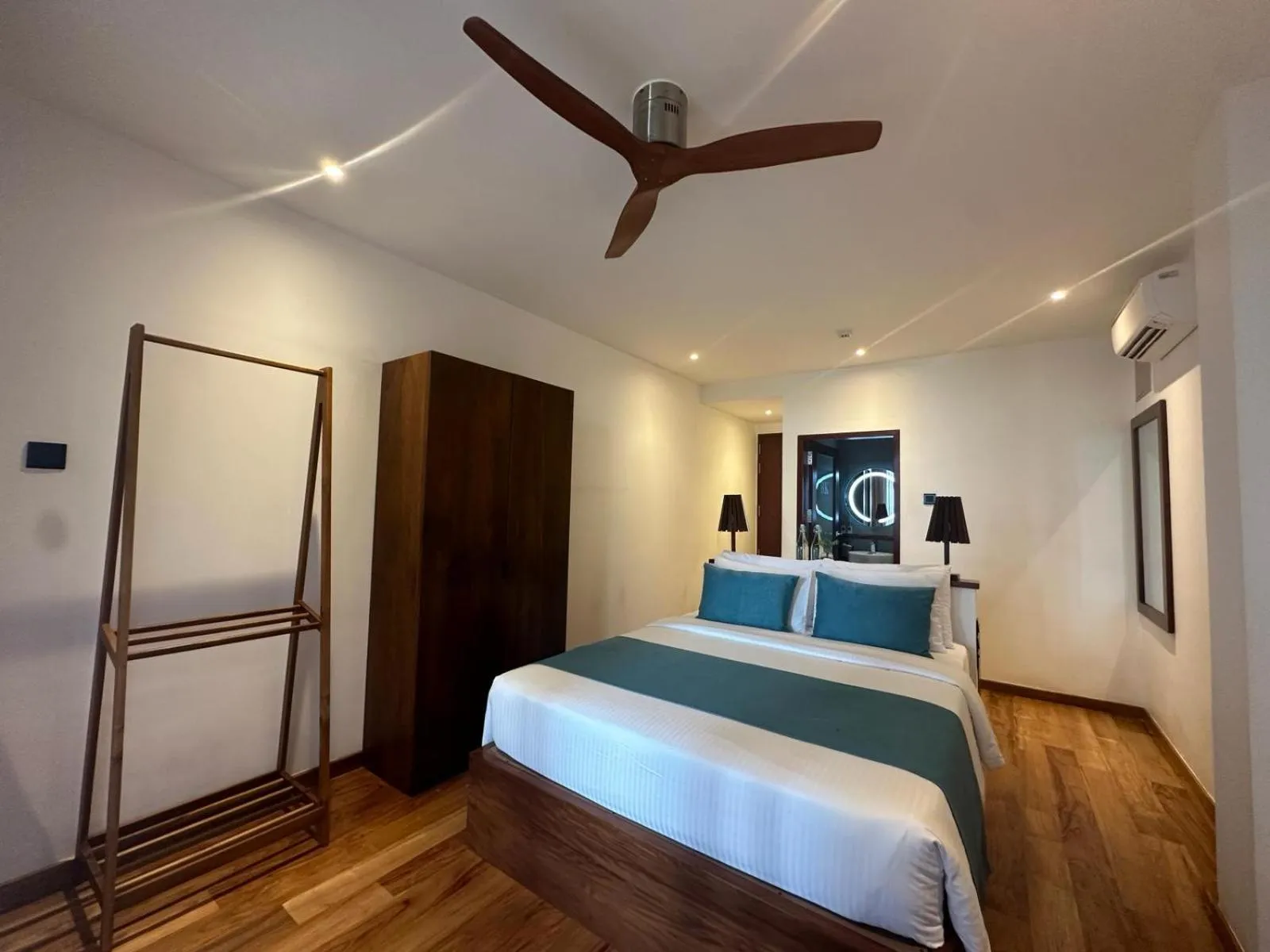 Bedroom, Bed in BK Beach Boutique Hotel - Hikkaduwa