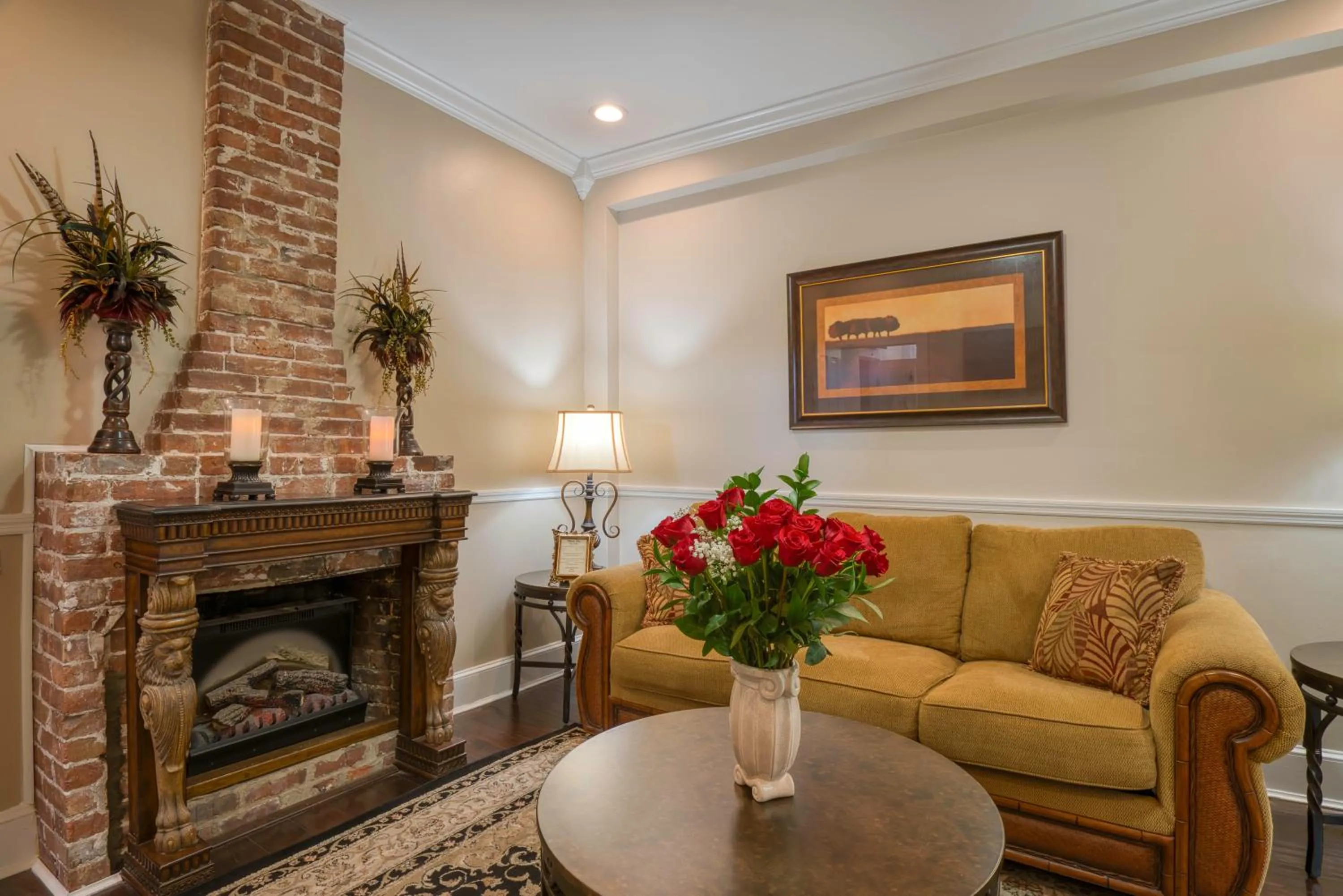 Living room in Victorian House Bed and Breakfast