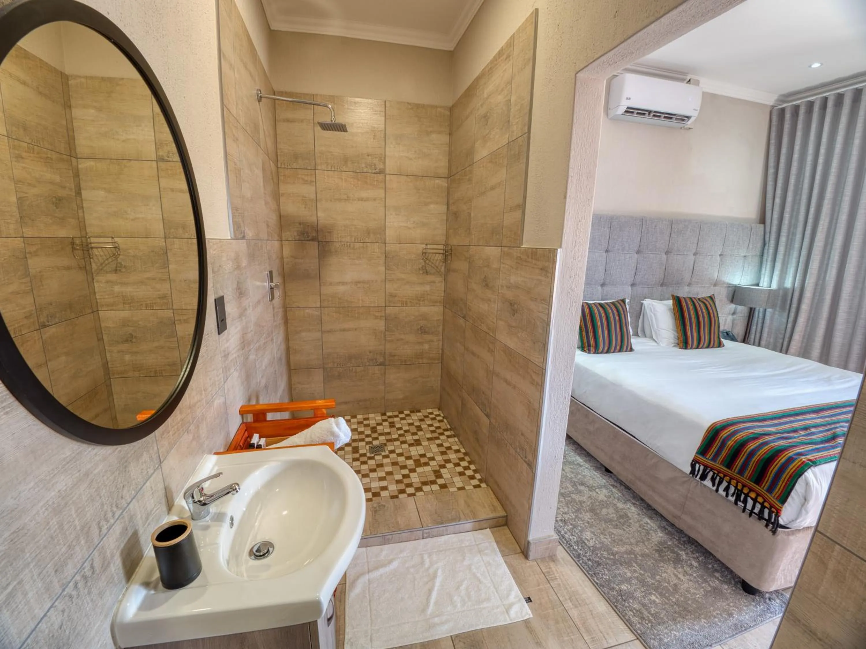 Bed in Tembo Guest Lodge