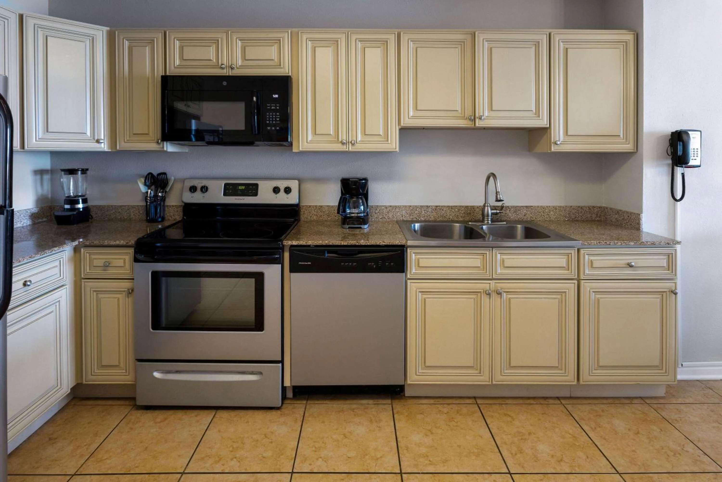 Bed in Sandpebble Beach Club Surfside Beach a Ramada by Wyndham