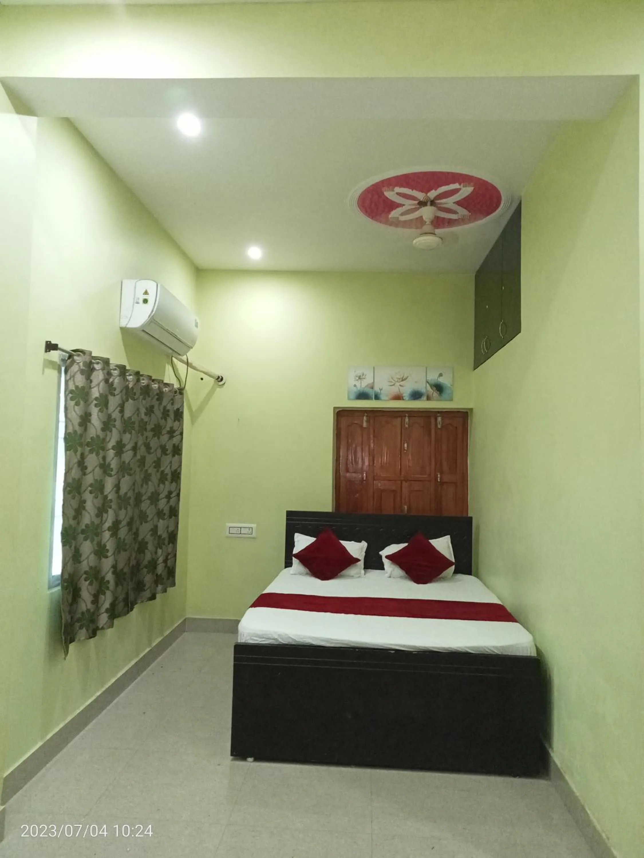 Bedroom, Bed in Hotel Narayani