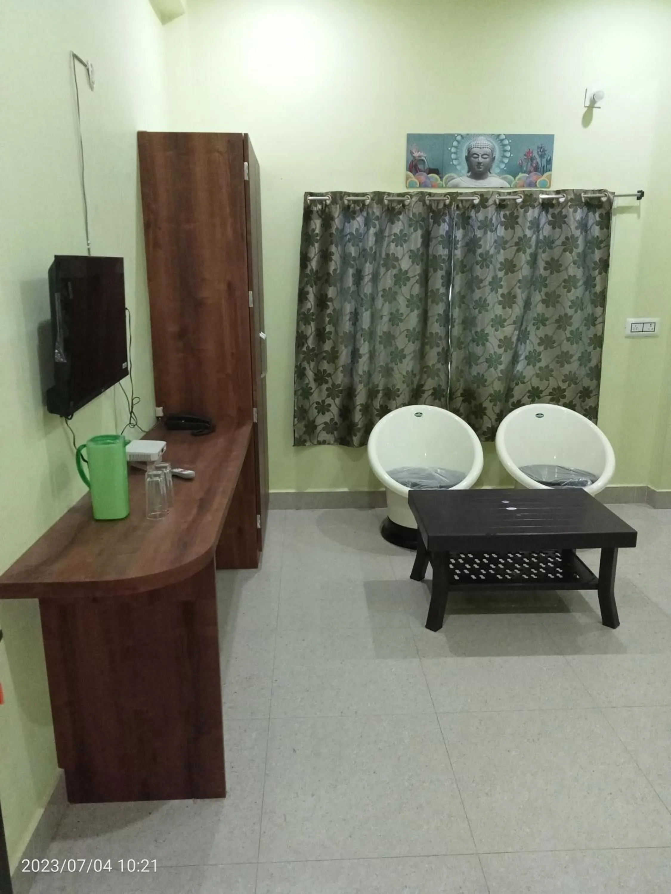 wardrobe in Hotel Narayani