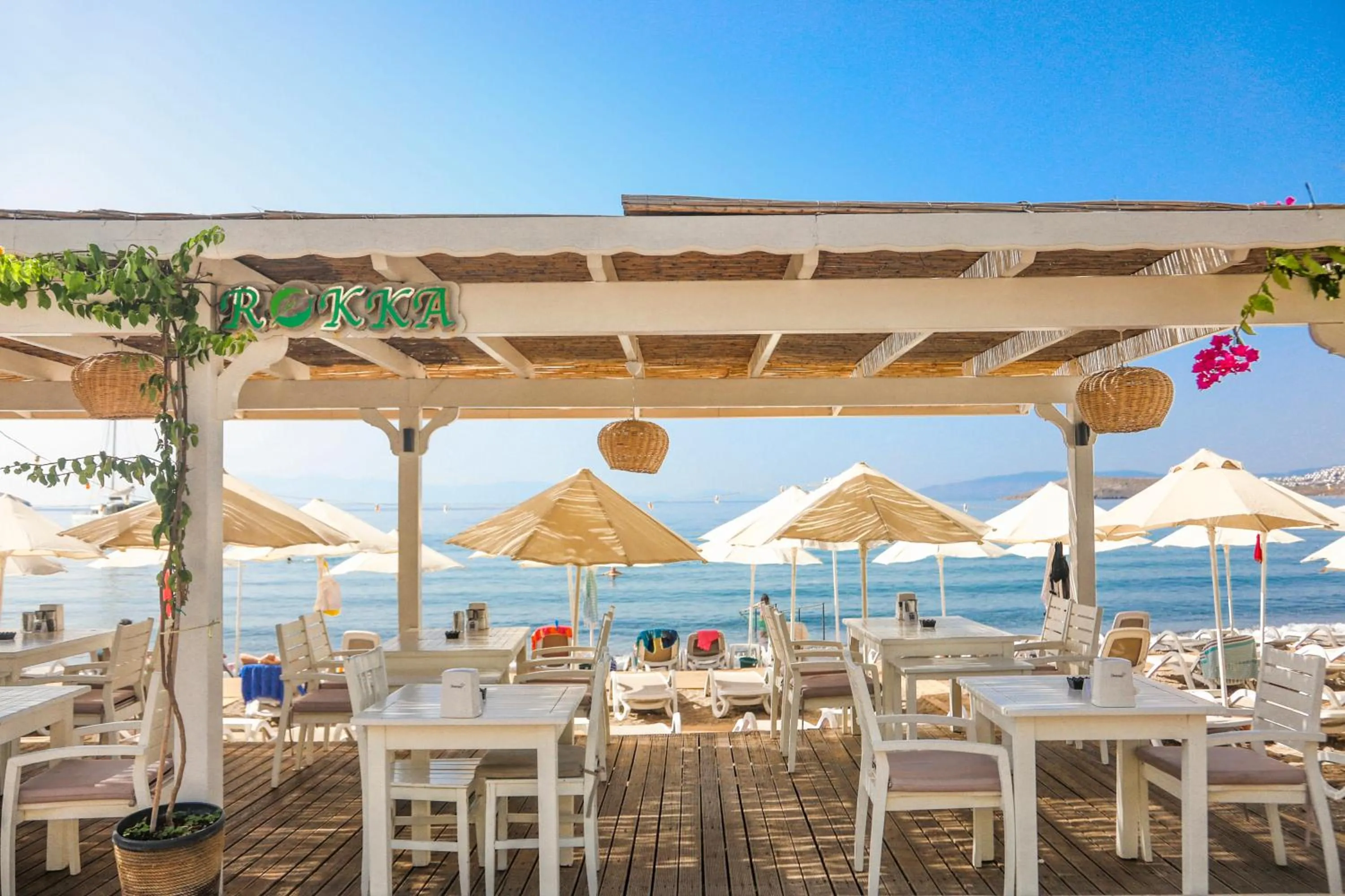 Restaurant/places to eat in Zest Exclusive Hotel & Spa