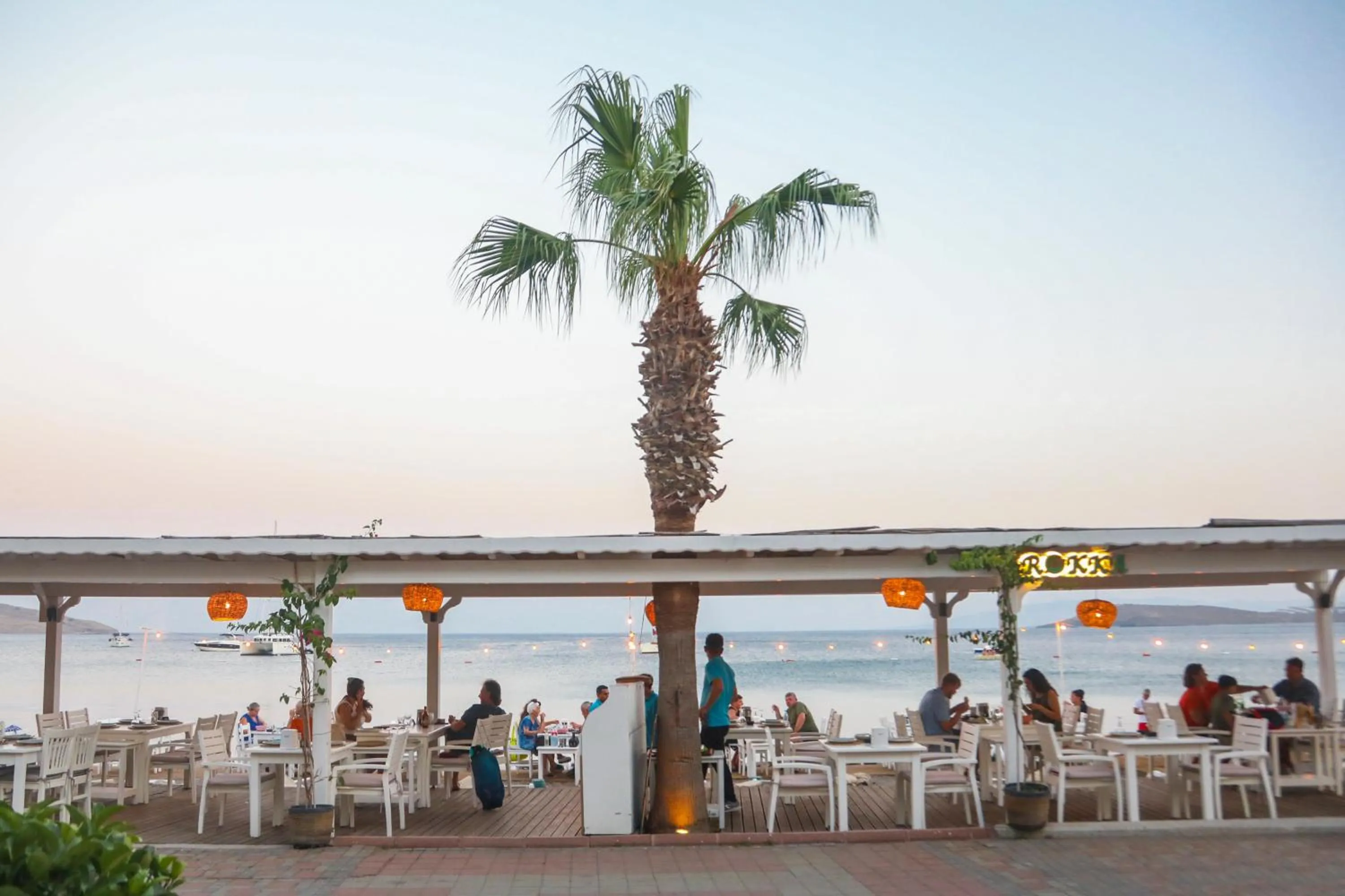 Restaurant/places to eat in Zest Exclusive Hotel & Spa