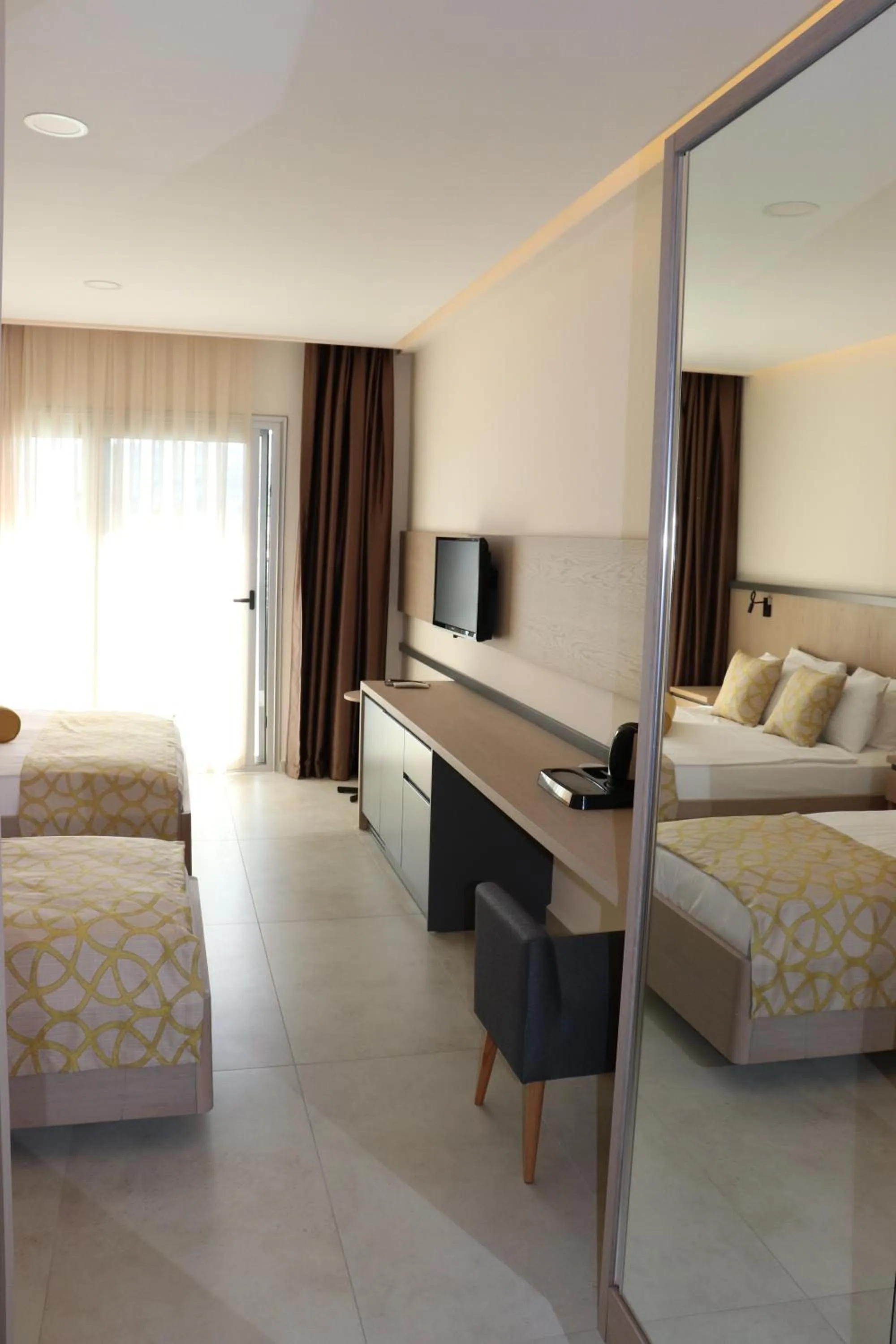 Photo of the whole room, Bed in Zest Exclusive Hotel & Spa