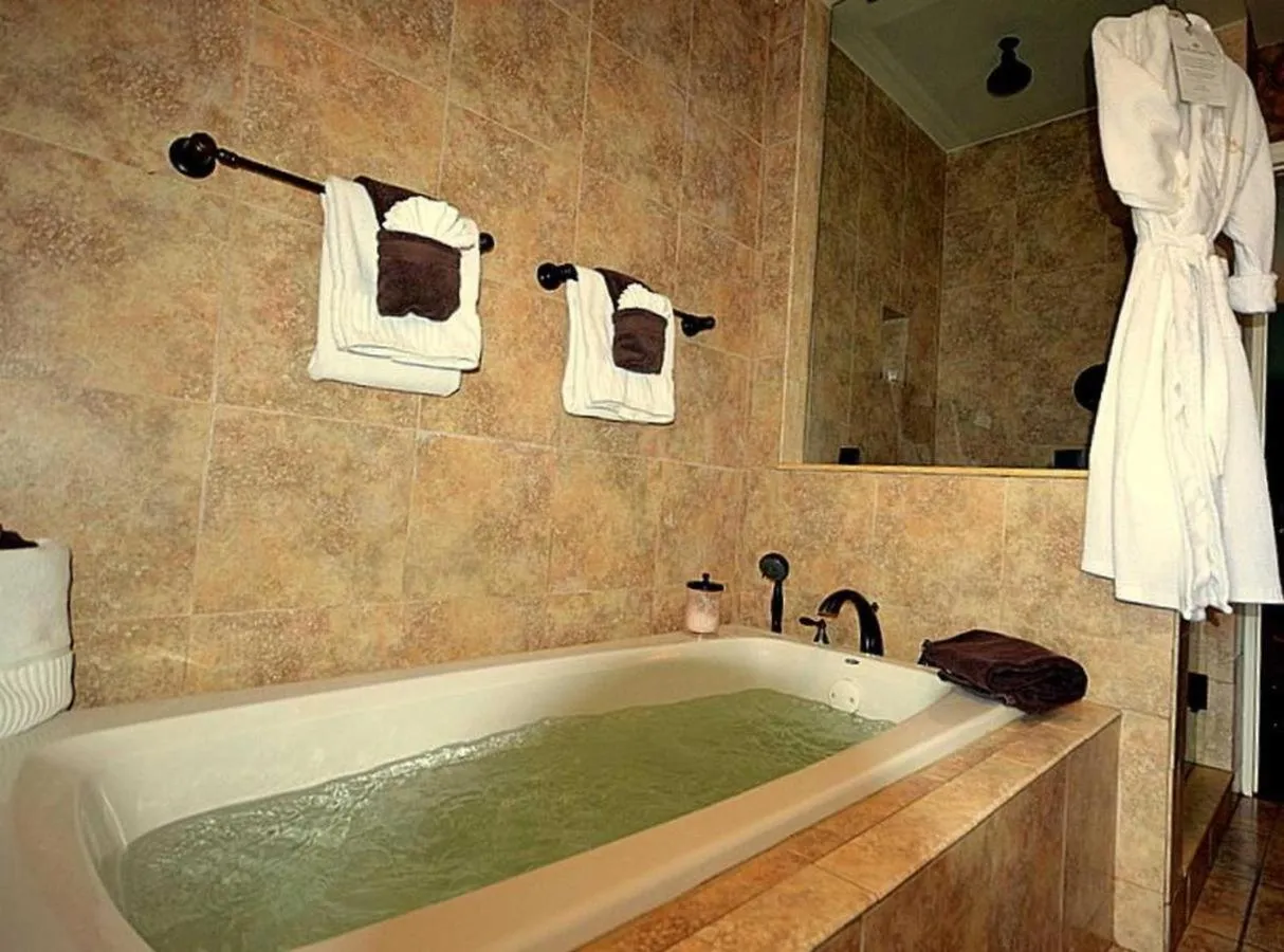 Bath in The Kenwood Inn Oldest Bed and Breakfast, St Augustine Historic District