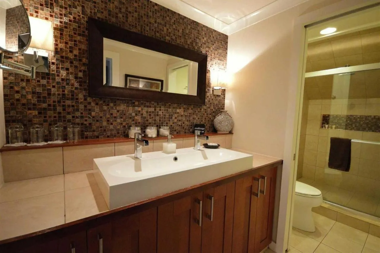 Bathroom in The Kenwood Inn Oldest Bed and Breakfast, St Augustine Historic District