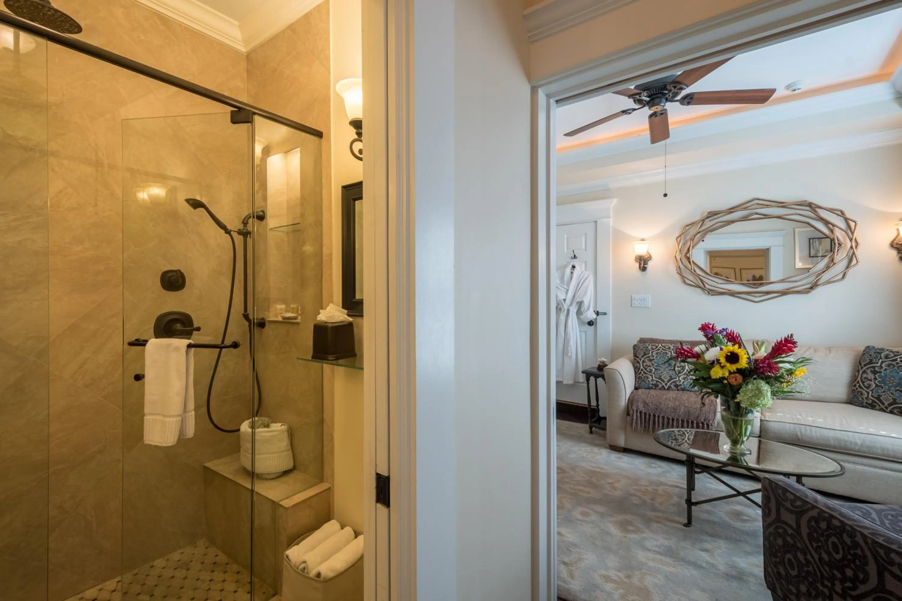 Shower in The Kenwood Inn Oldest Bed and Breakfast, St Augustine Historic District