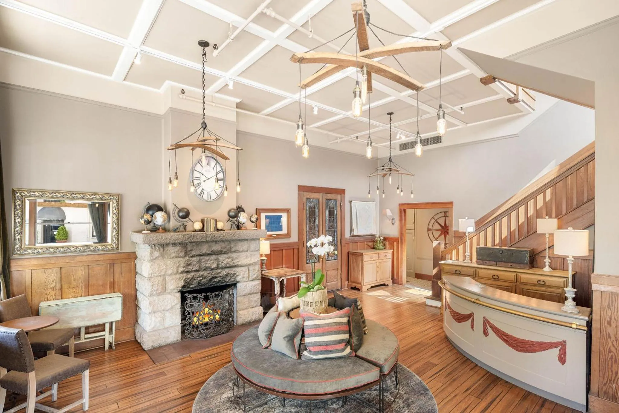 Lobby or reception in Sonoma Hotel