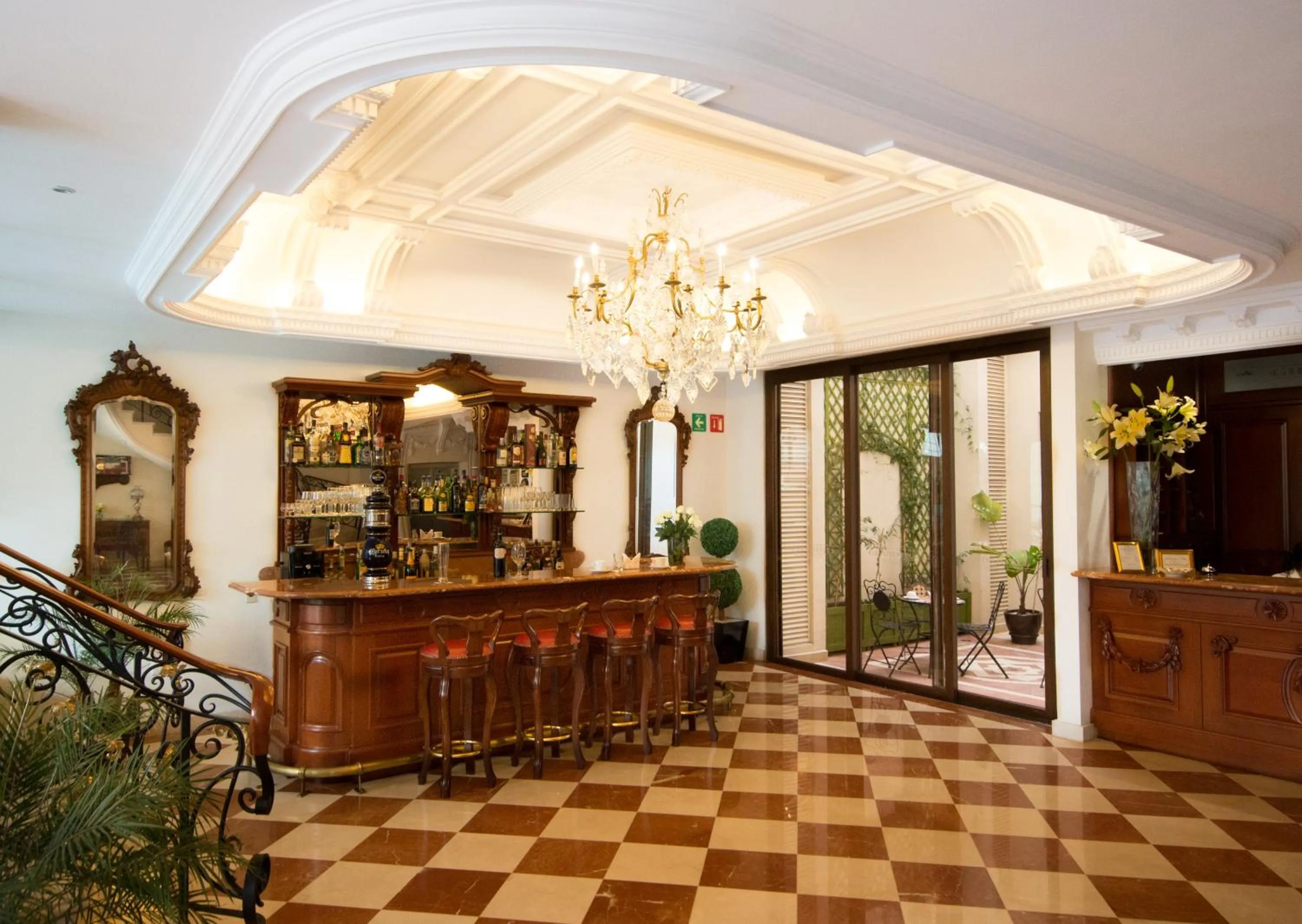 Lobby or reception in Grand Hotel Tepatitlán