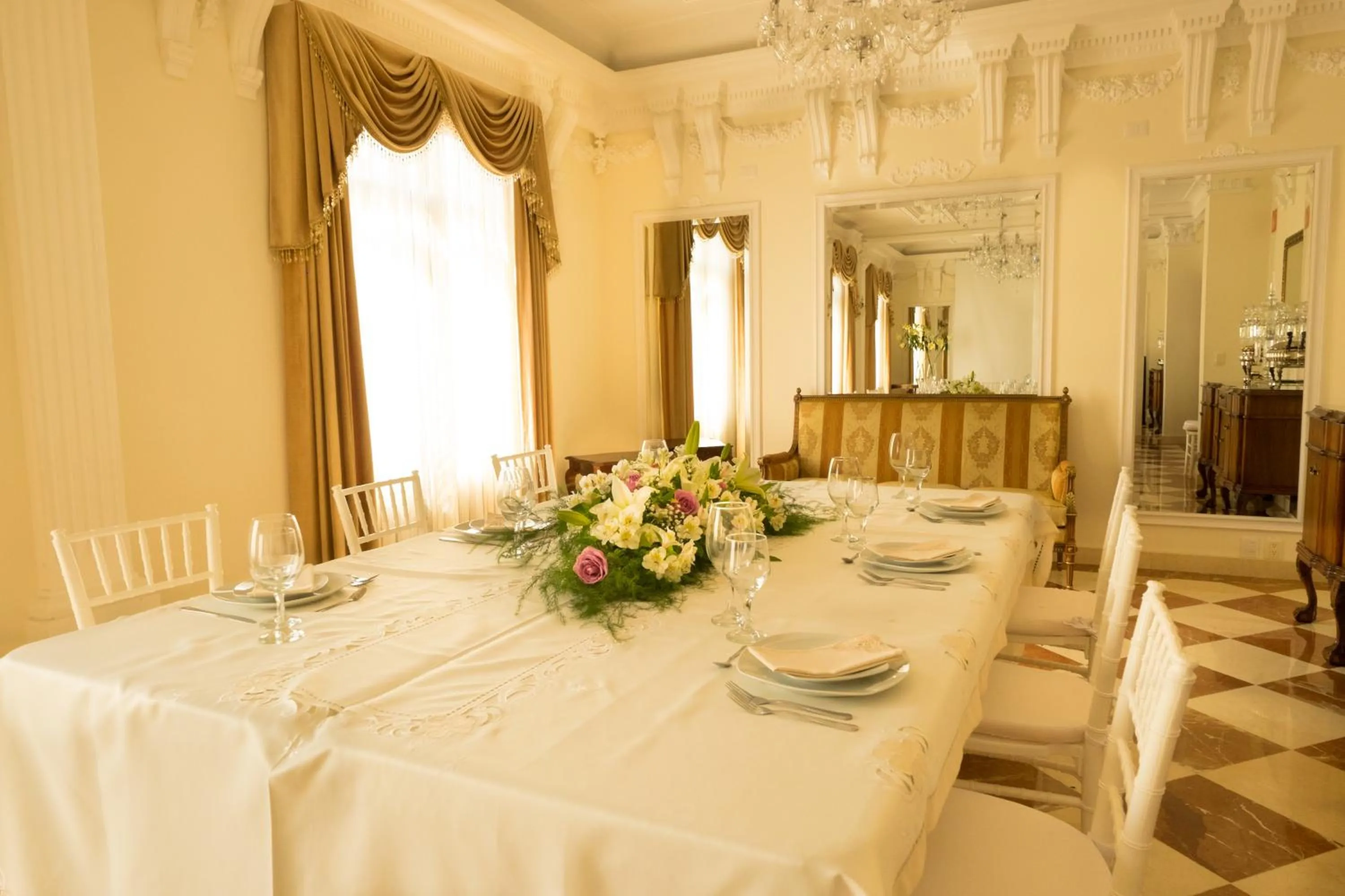 Banquet/Function facilities in Grand Hotel Tepatitlán