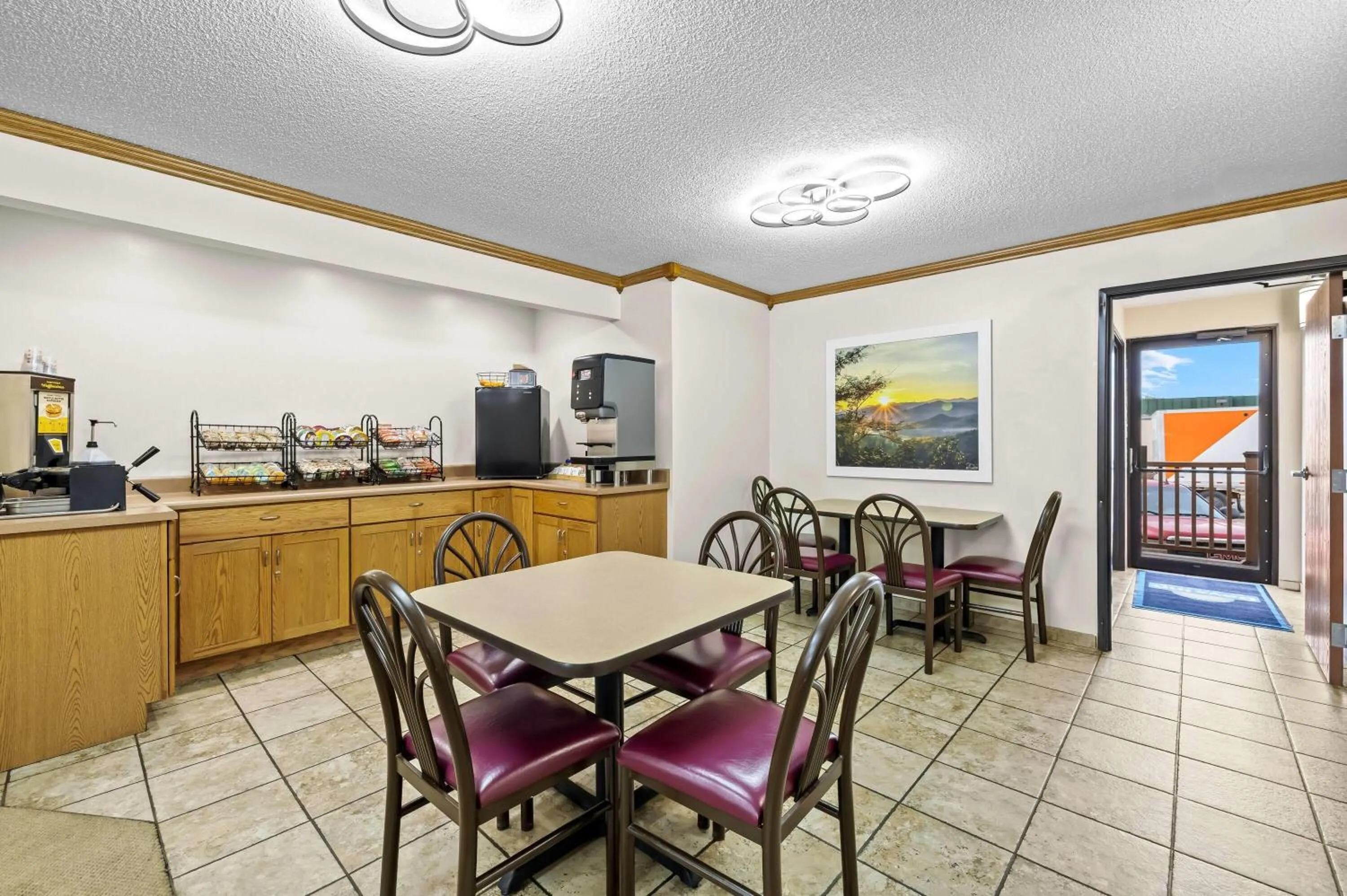 Restaurant/places to eat in Days Inn by Wyndham Wall