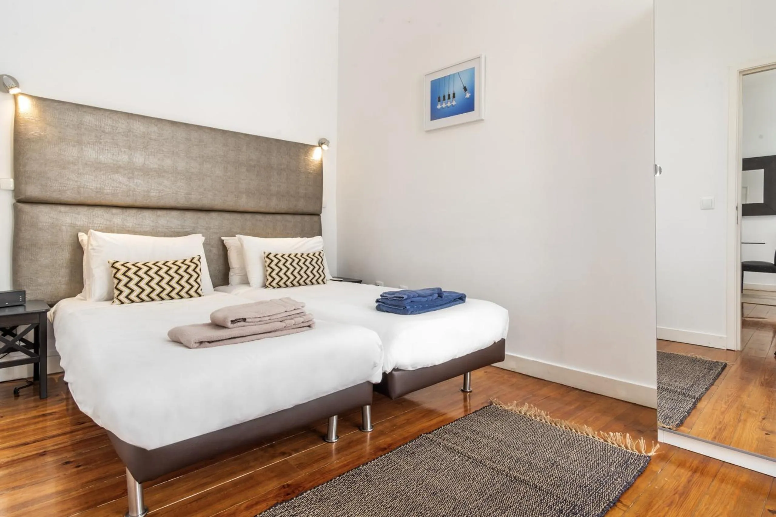 Bed in LV Premier Apartments Baixa- CR