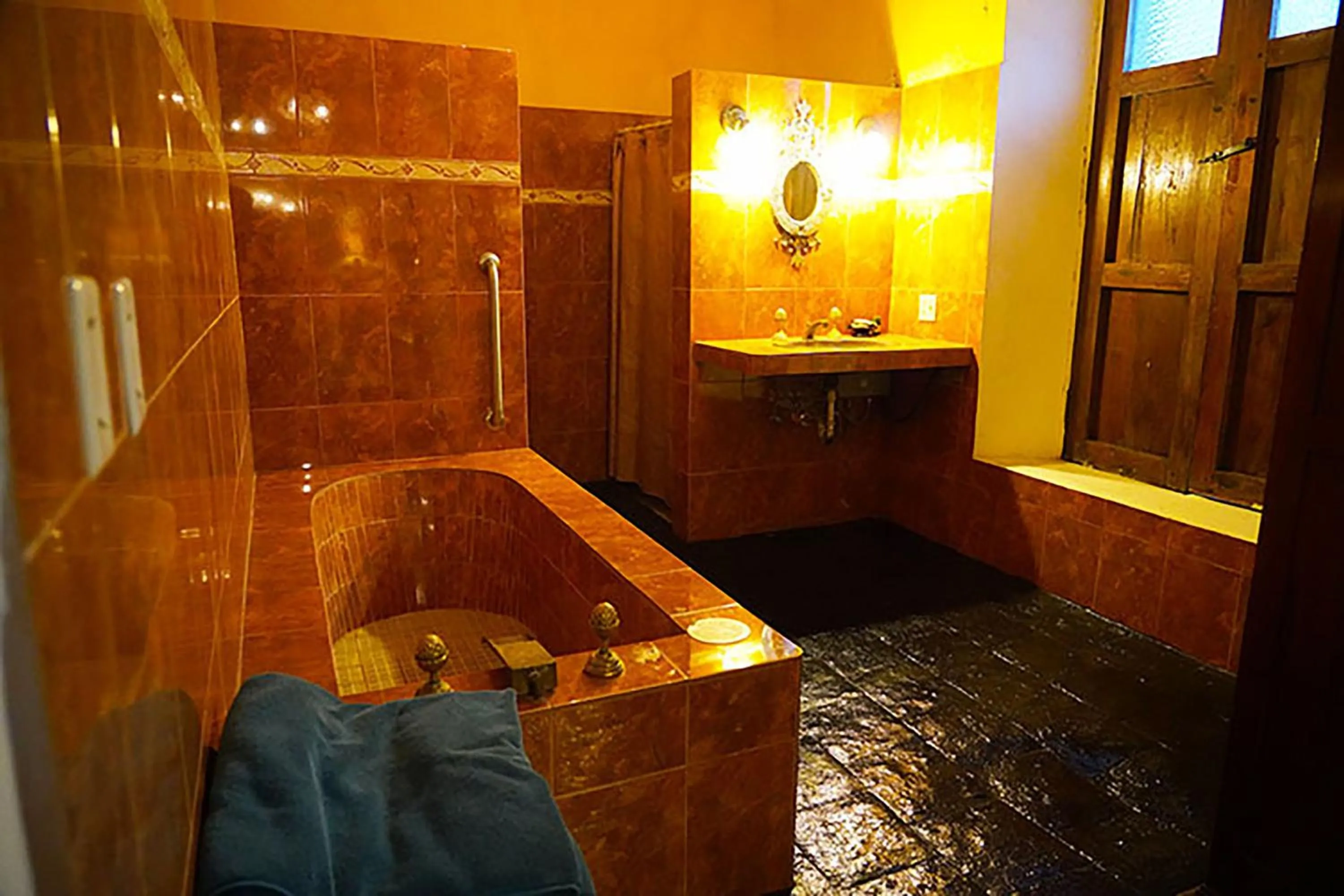 Shower in Hotel la Mansión