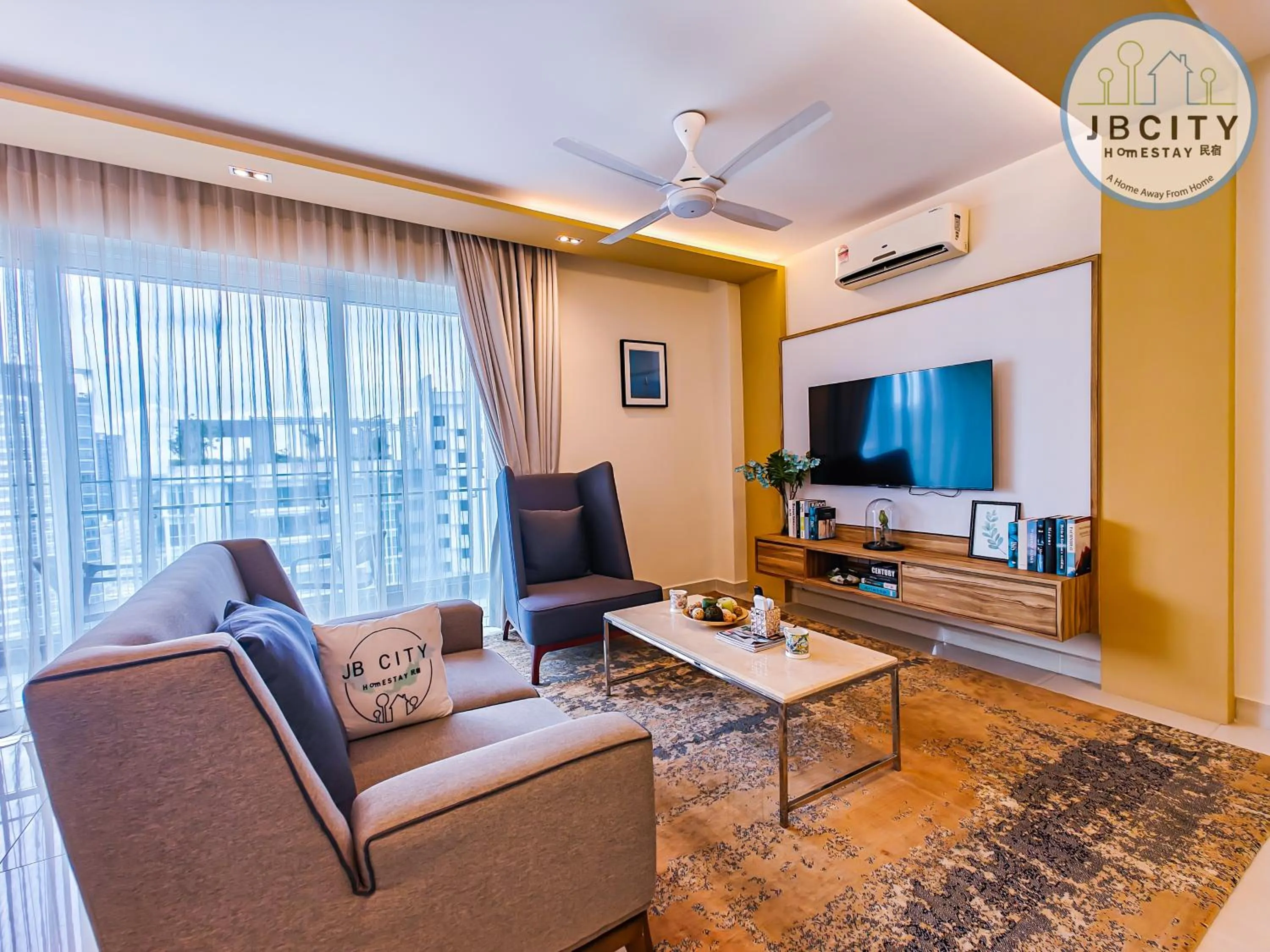 TV and multimedia in Medini Signature Suites by RR JBcity