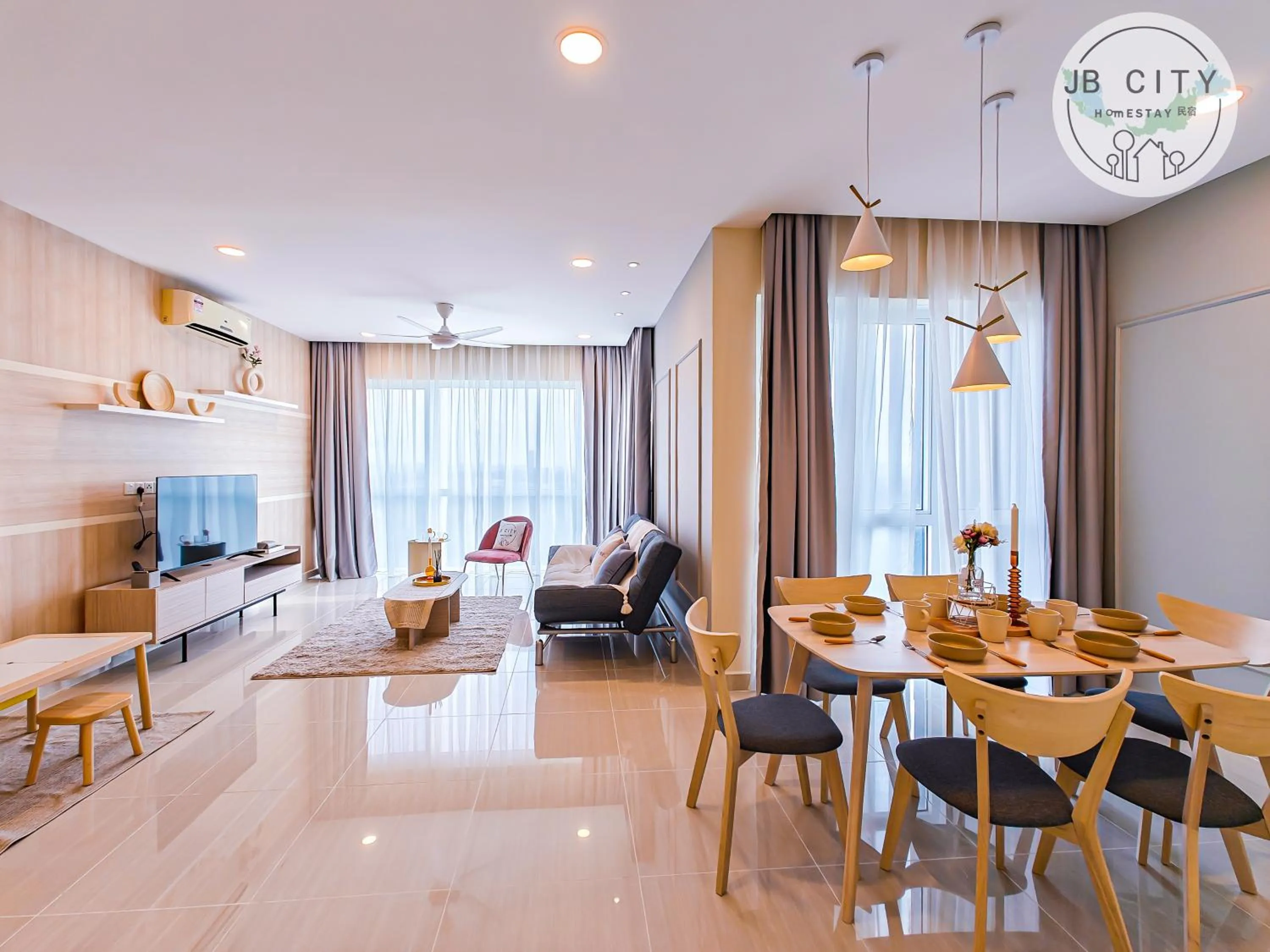 TV and multimedia in Medini Signature Suites by RR JBcity