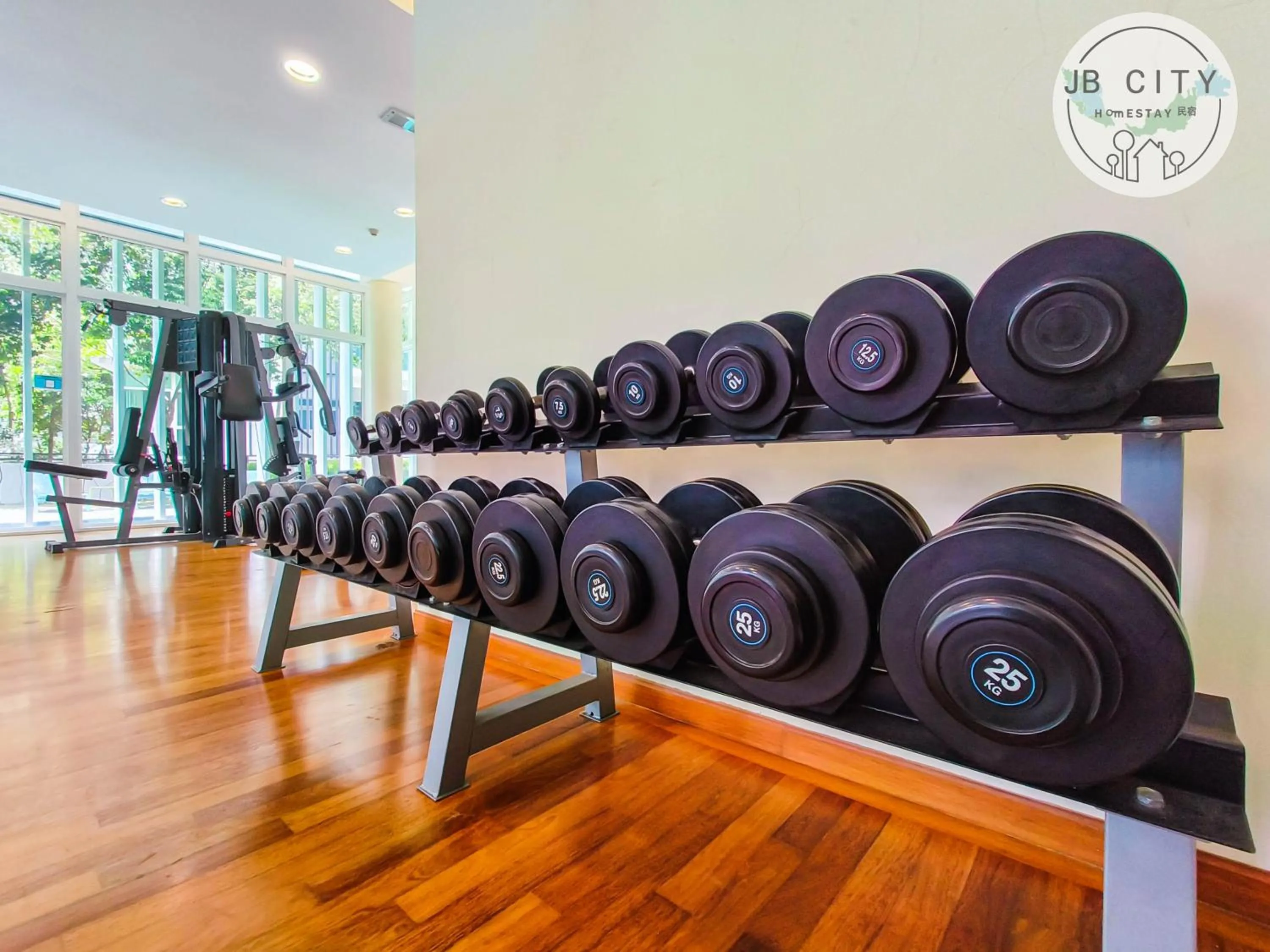 Fitness centre/facilities in Medini Signature Suites by RR JBcity