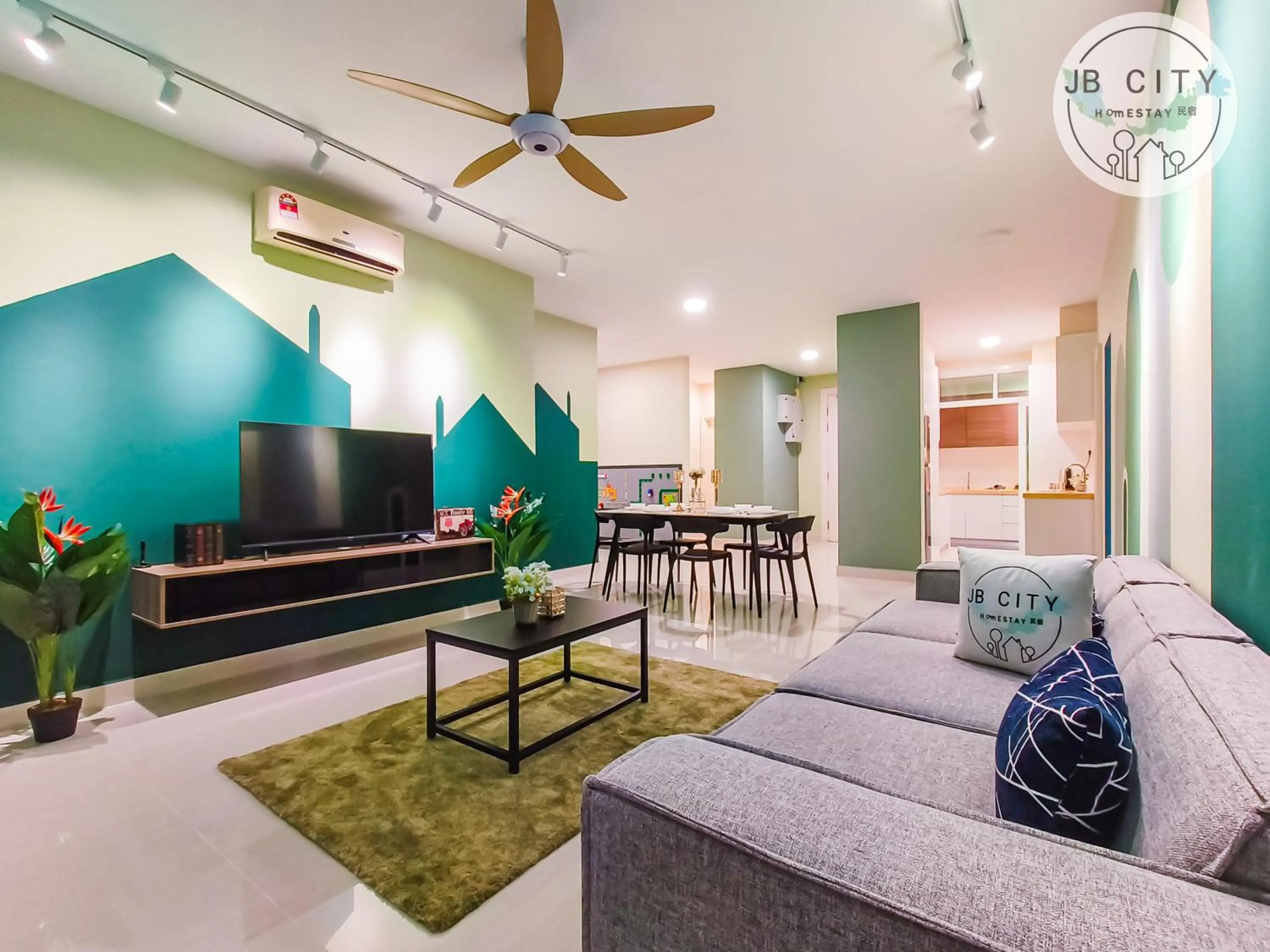 TV and multimedia in Medini Signature Suites by RR JBcity