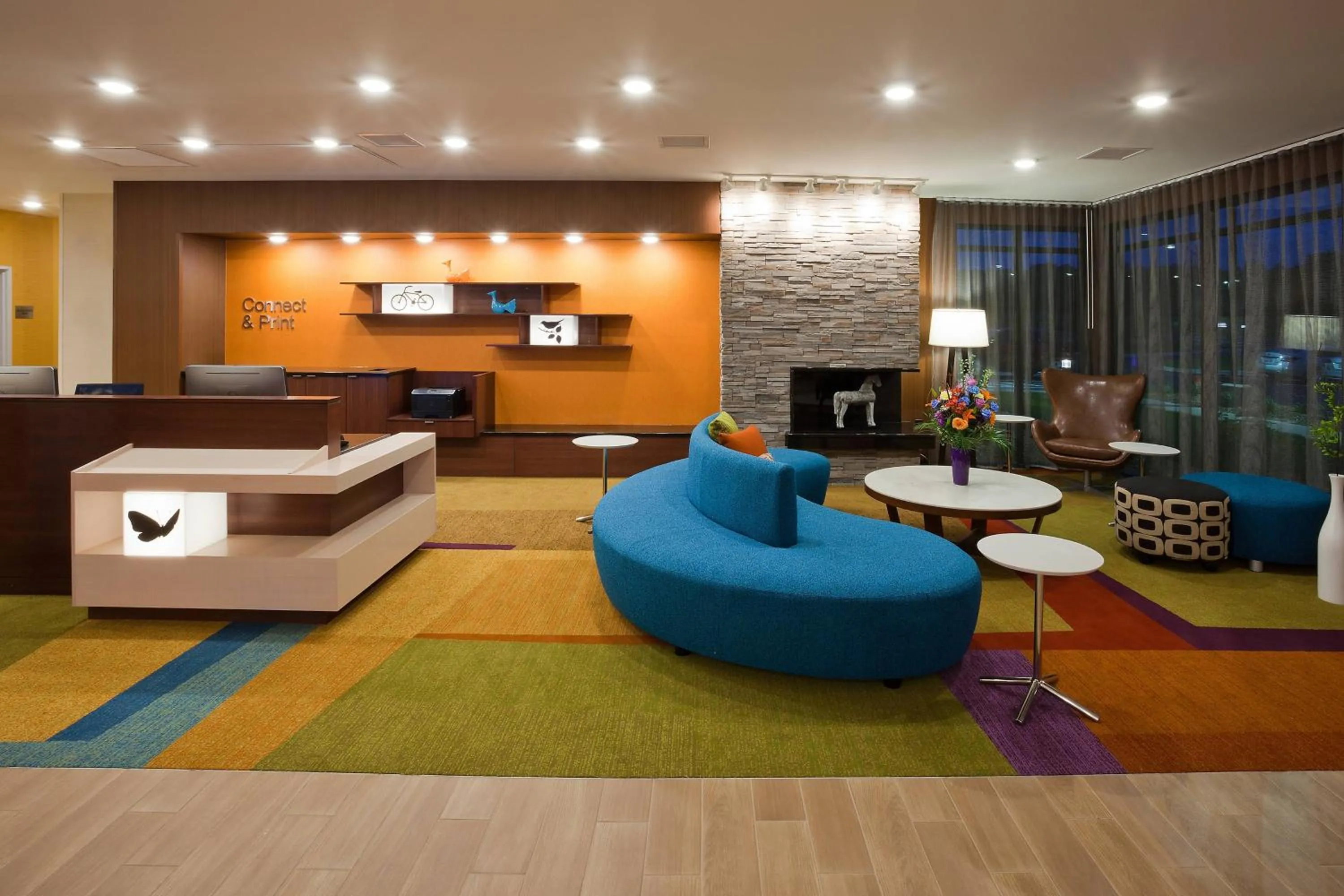 Lobby or reception in Fairfield Inn & Suites by Marriott St. Paul Northeast