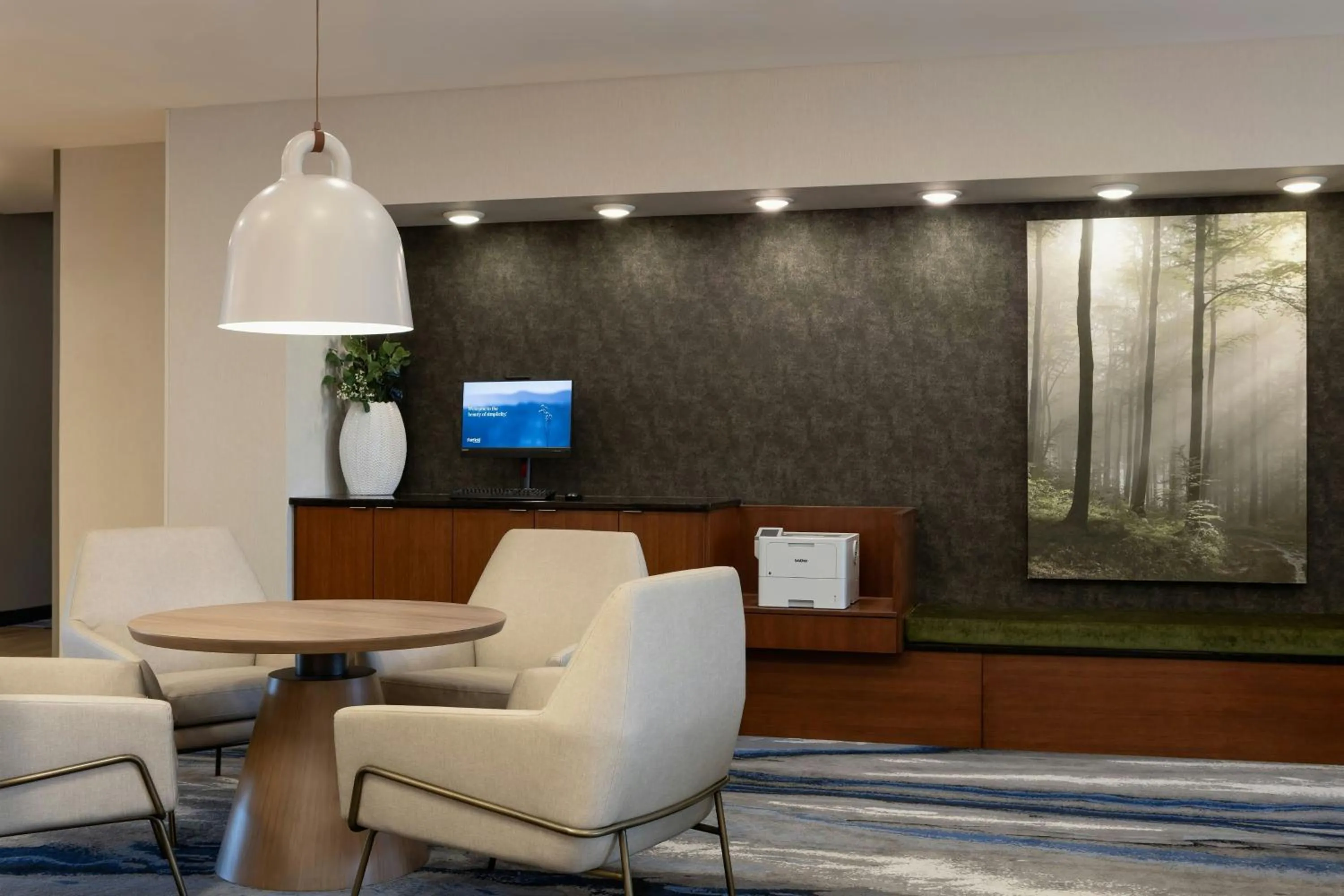 Lobby or reception in Fairfield Inn & Suites by Marriott St. Paul Northeast