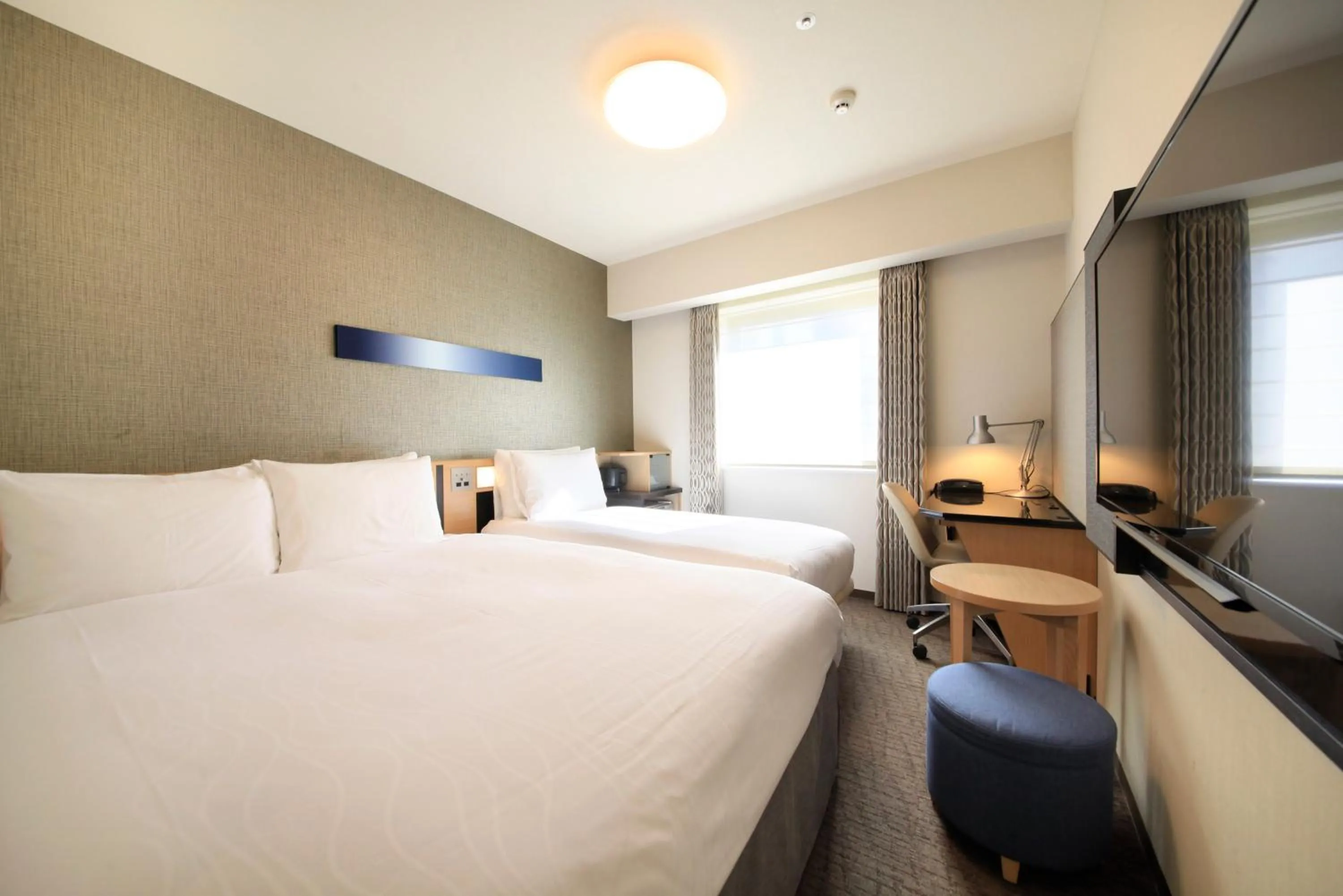 Photo of the whole room, Bed in Richmond Hotel Tokyo Suidobashi