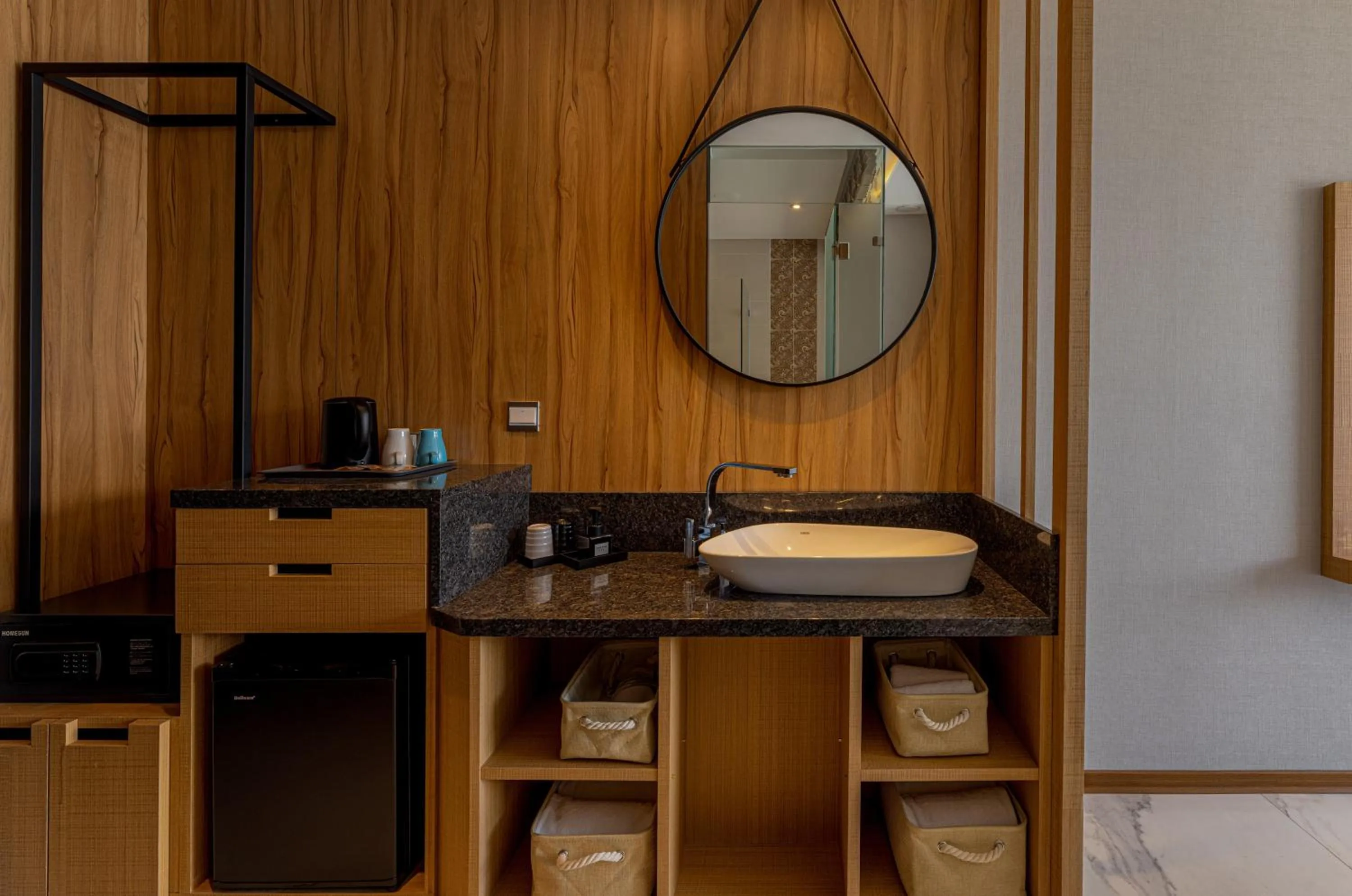 Property building in Sun Moon Lake Apollo Resort Hotel