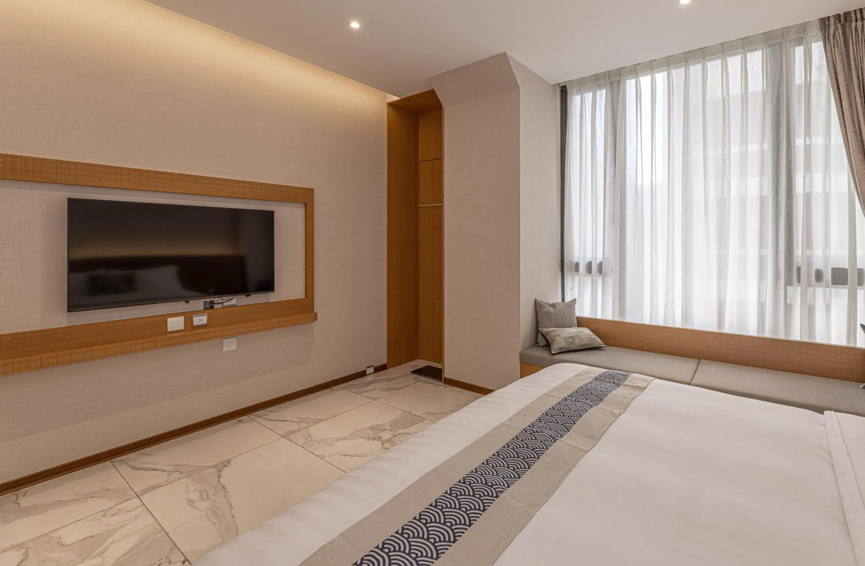 Bed in Sun Moon Lake Apollo Resort Hotel