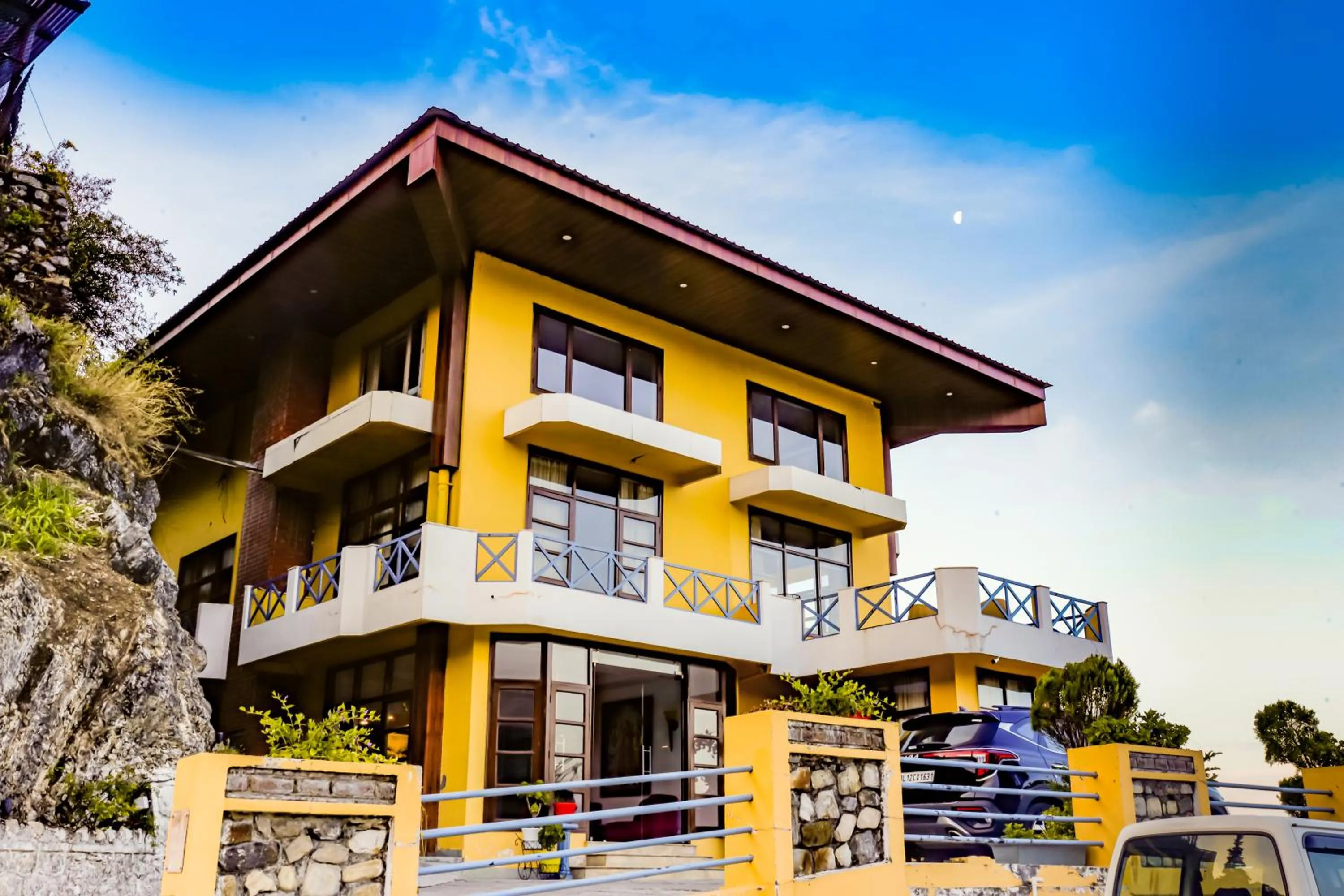 Property building in Green N Breeze Resorts Mussoorie