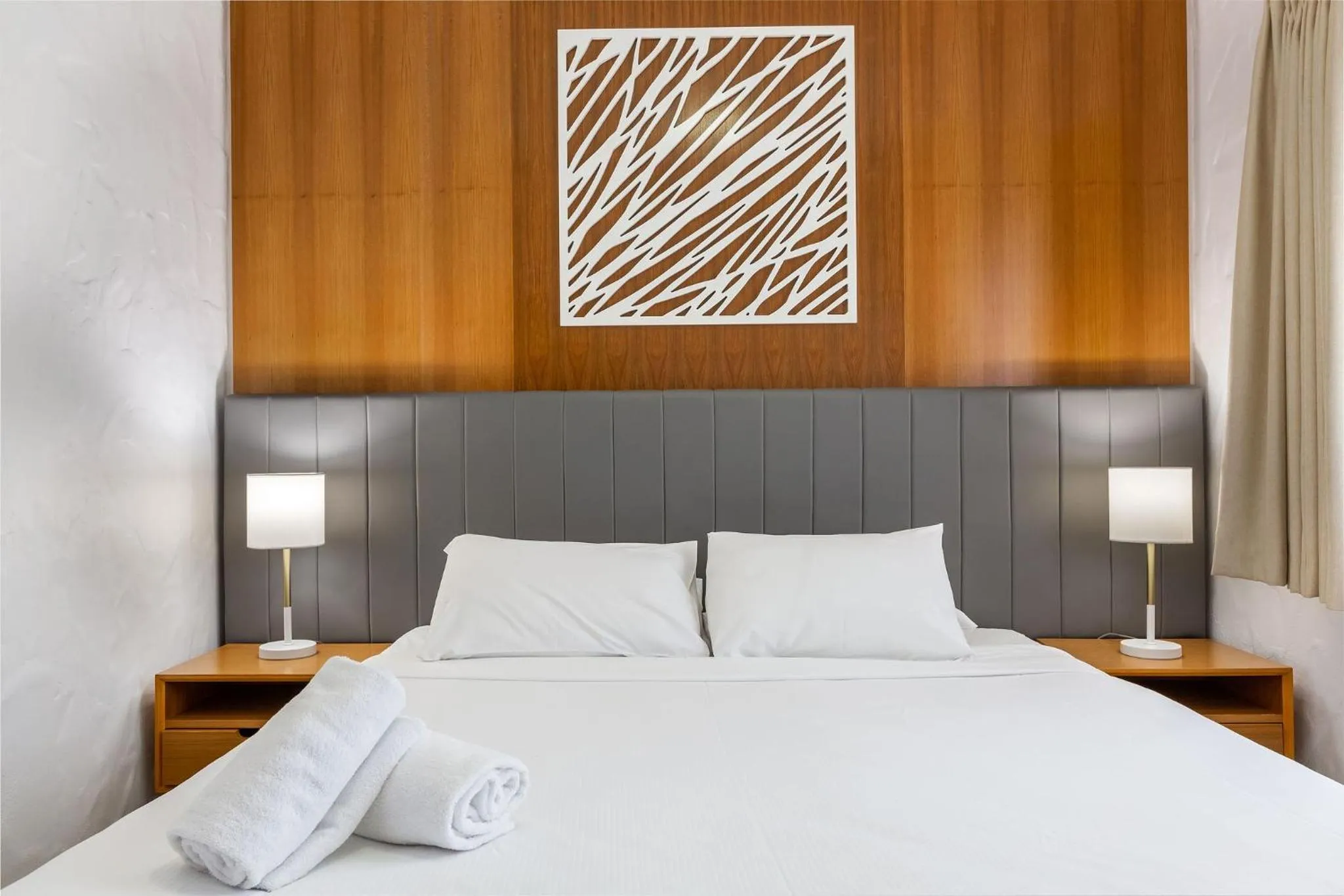 Bed in Canal Rocks Beachfront Apartments