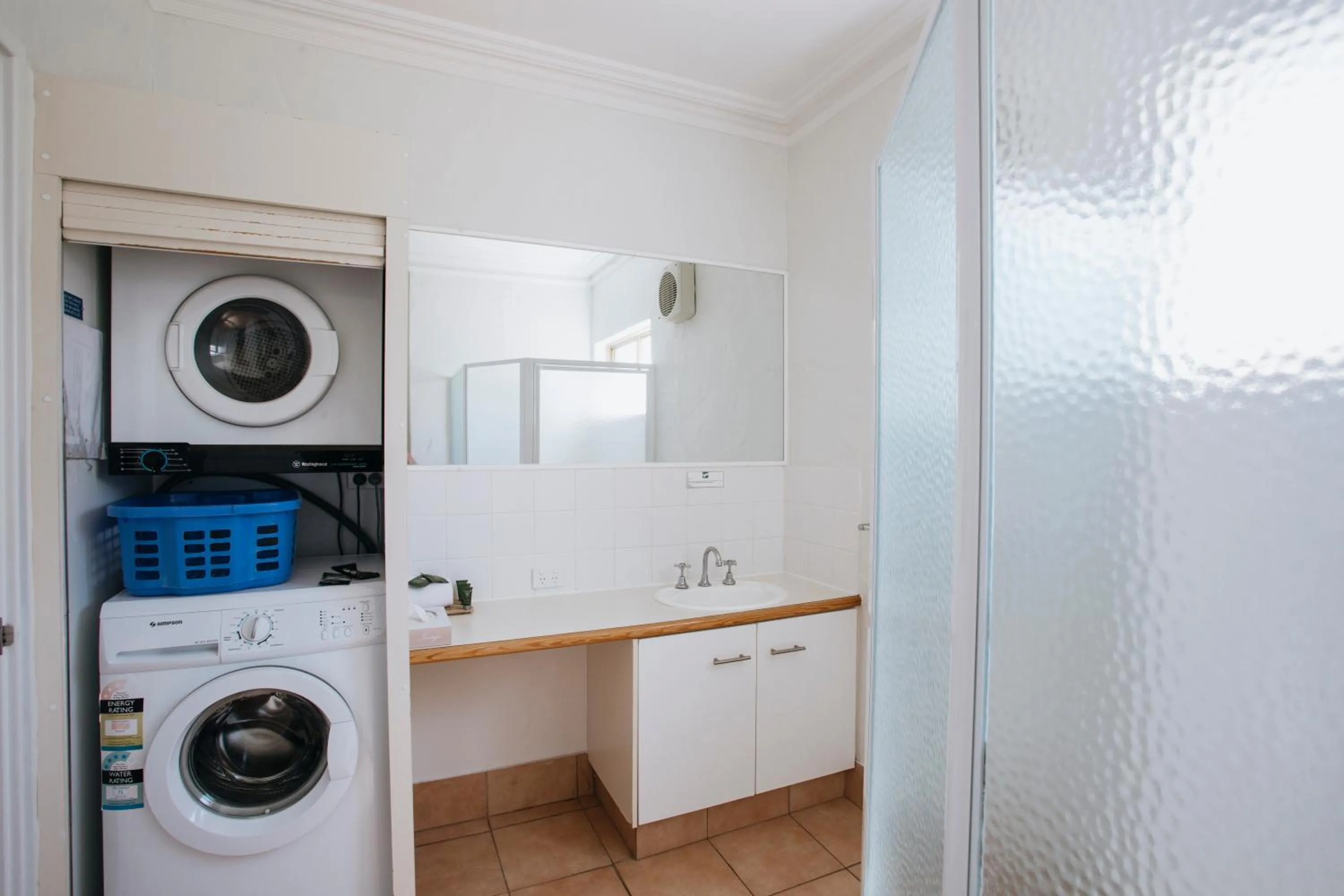 Bathroom in Canal Rocks Beachfront Apartments