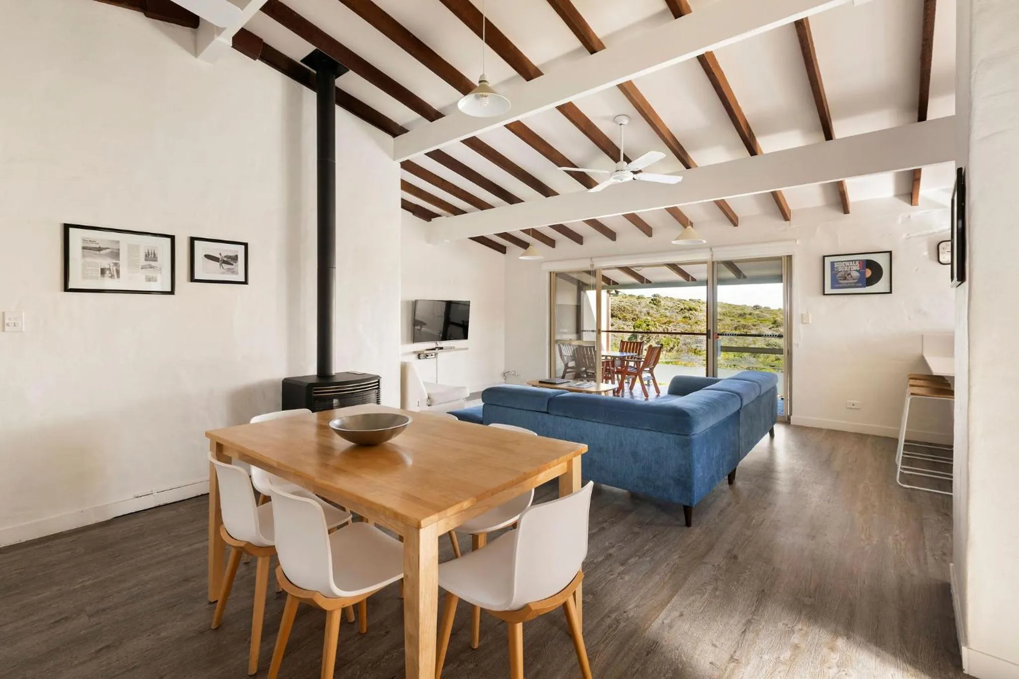 Canal Rocks Beachfront Apartments