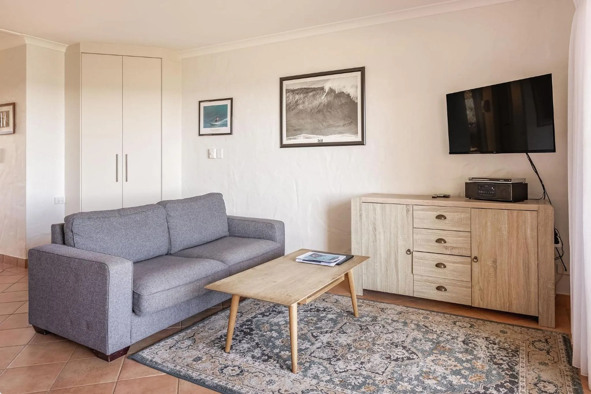 Canal Rocks Beachfront Apartments