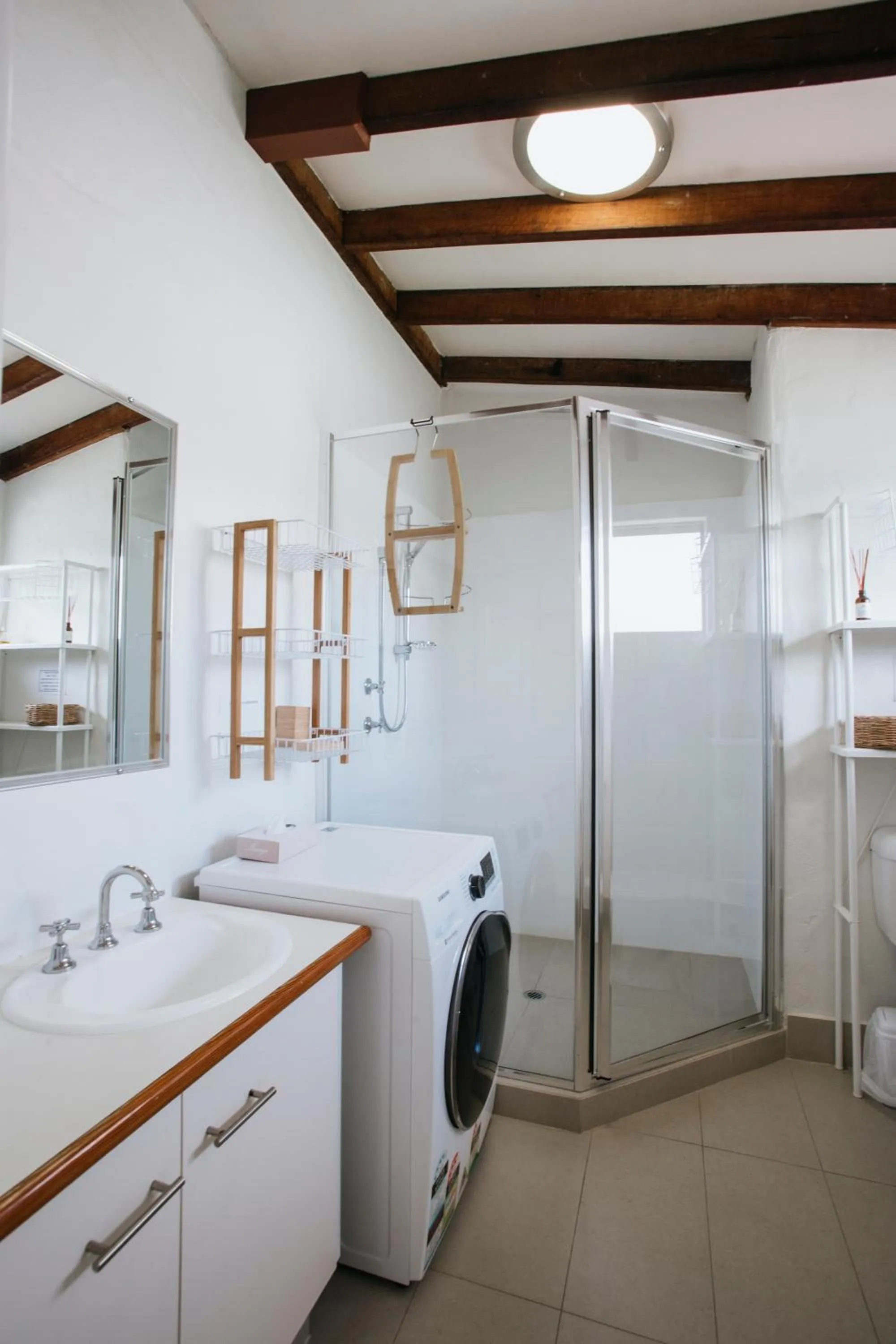 Bathroom in Canal Rocks Beachfront Apartments