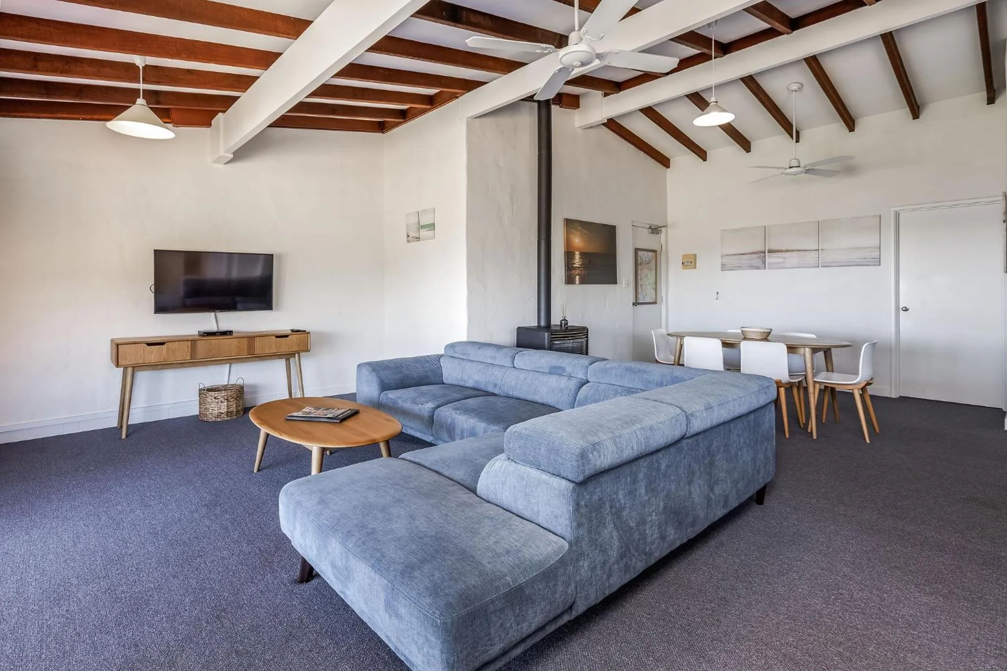 Canal Rocks Beachfront Apartments