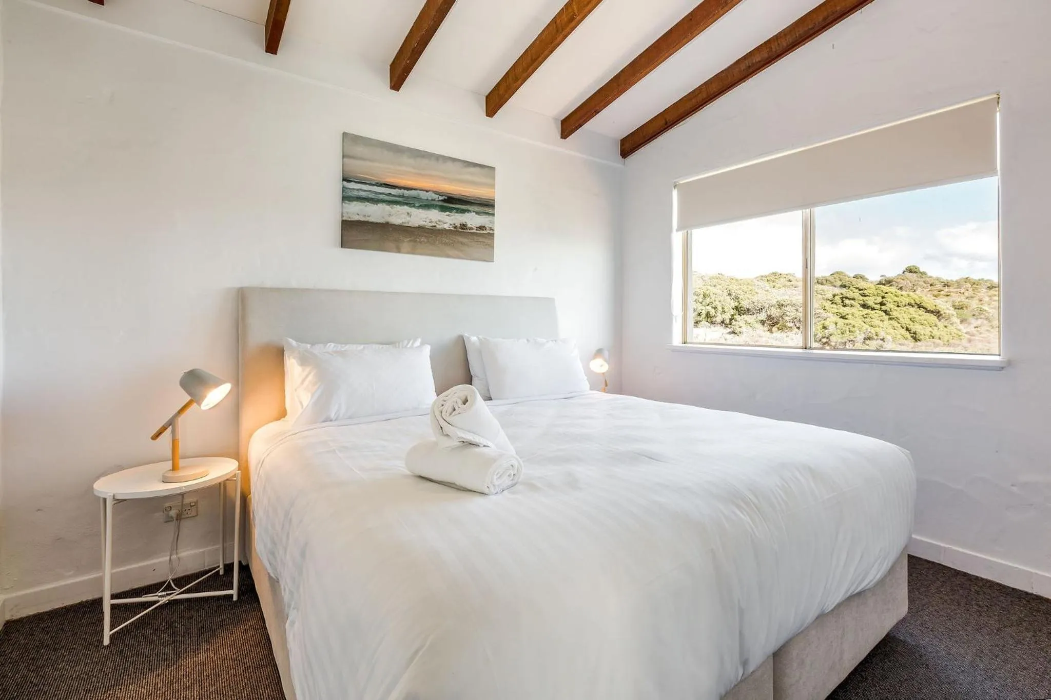 Bed in Canal Rocks Beachfront Apartments