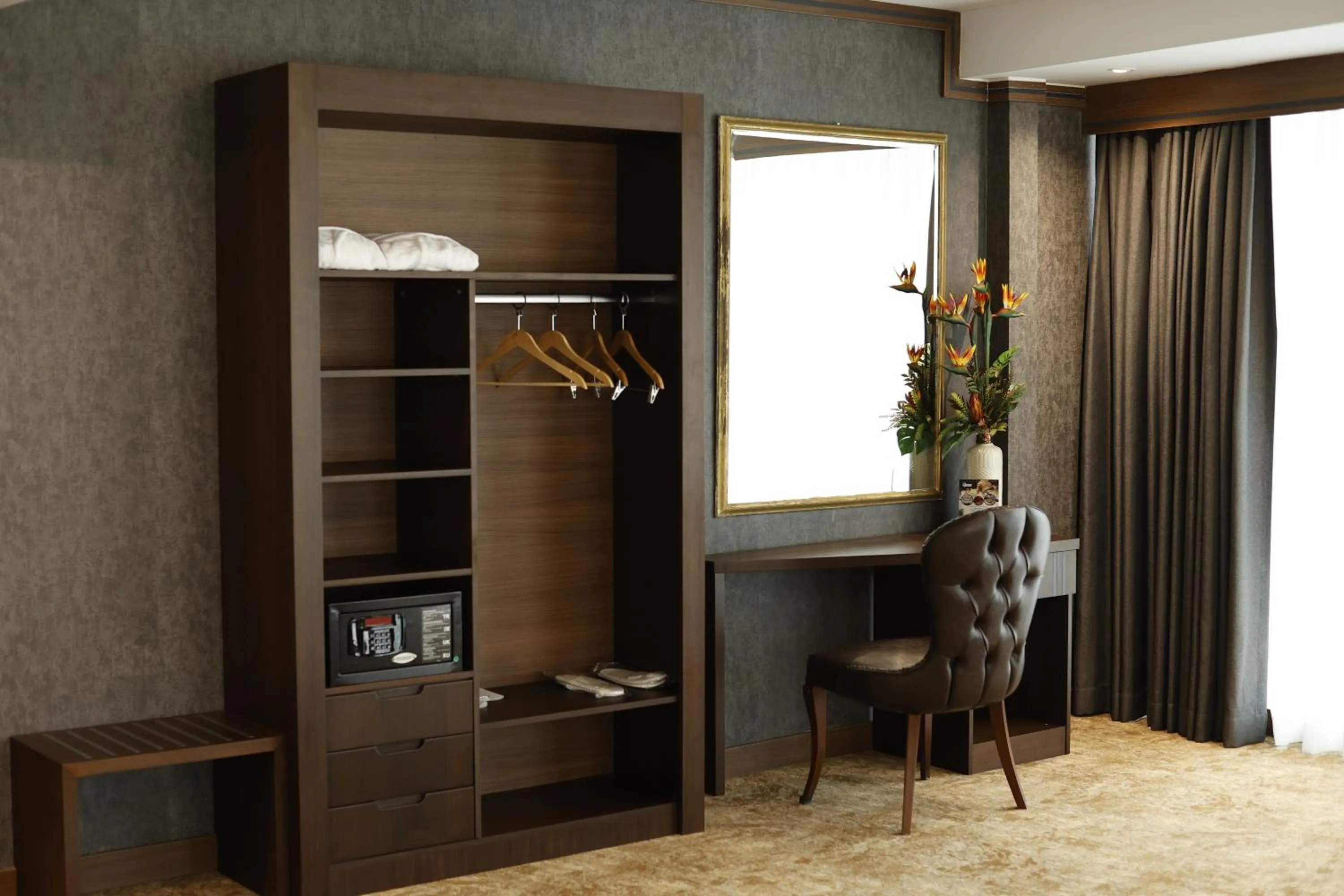 hair dresser in Park Dedeman Kızılay Ankara