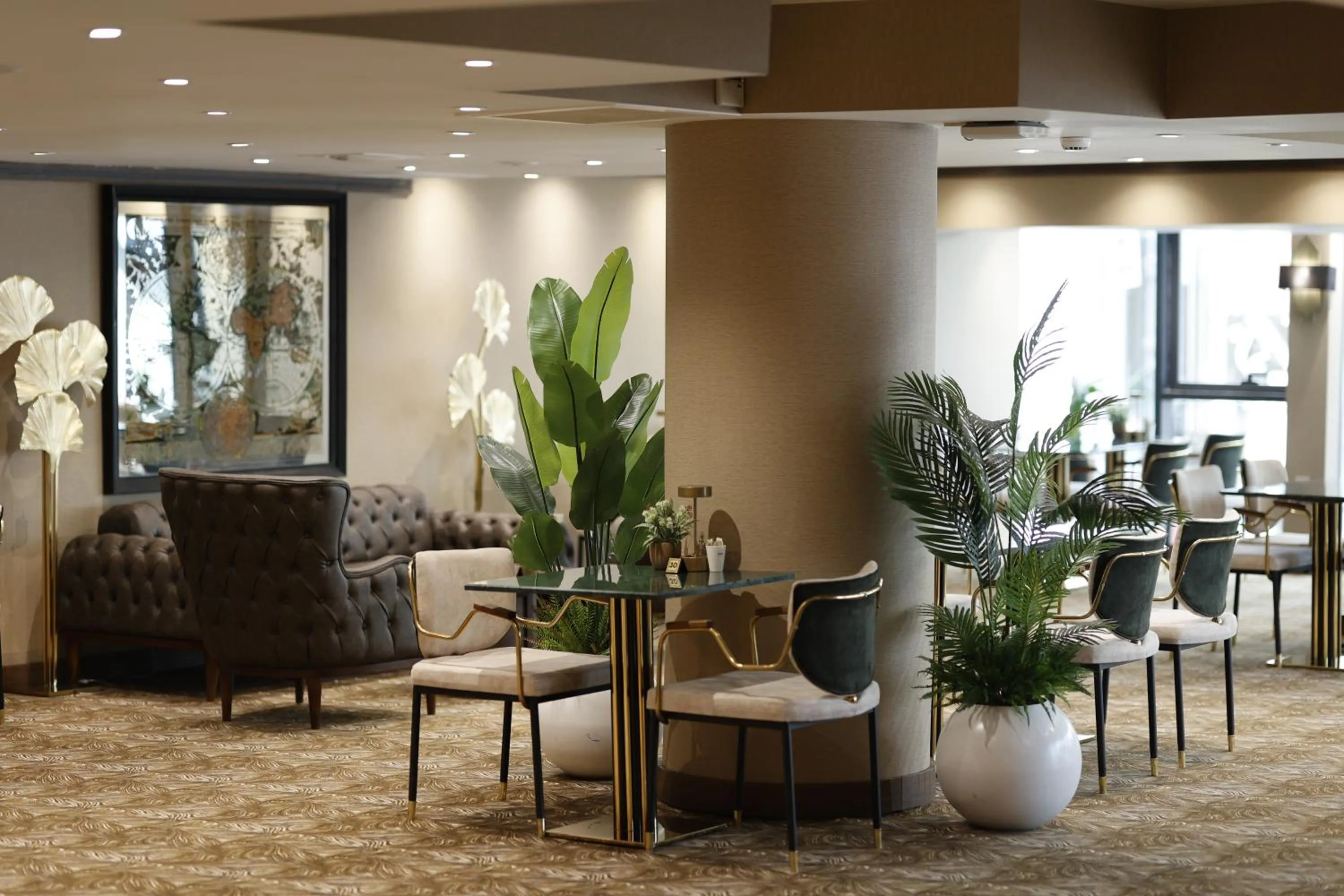 Restaurant/places to eat in Park Dedeman Kızılay Ankara