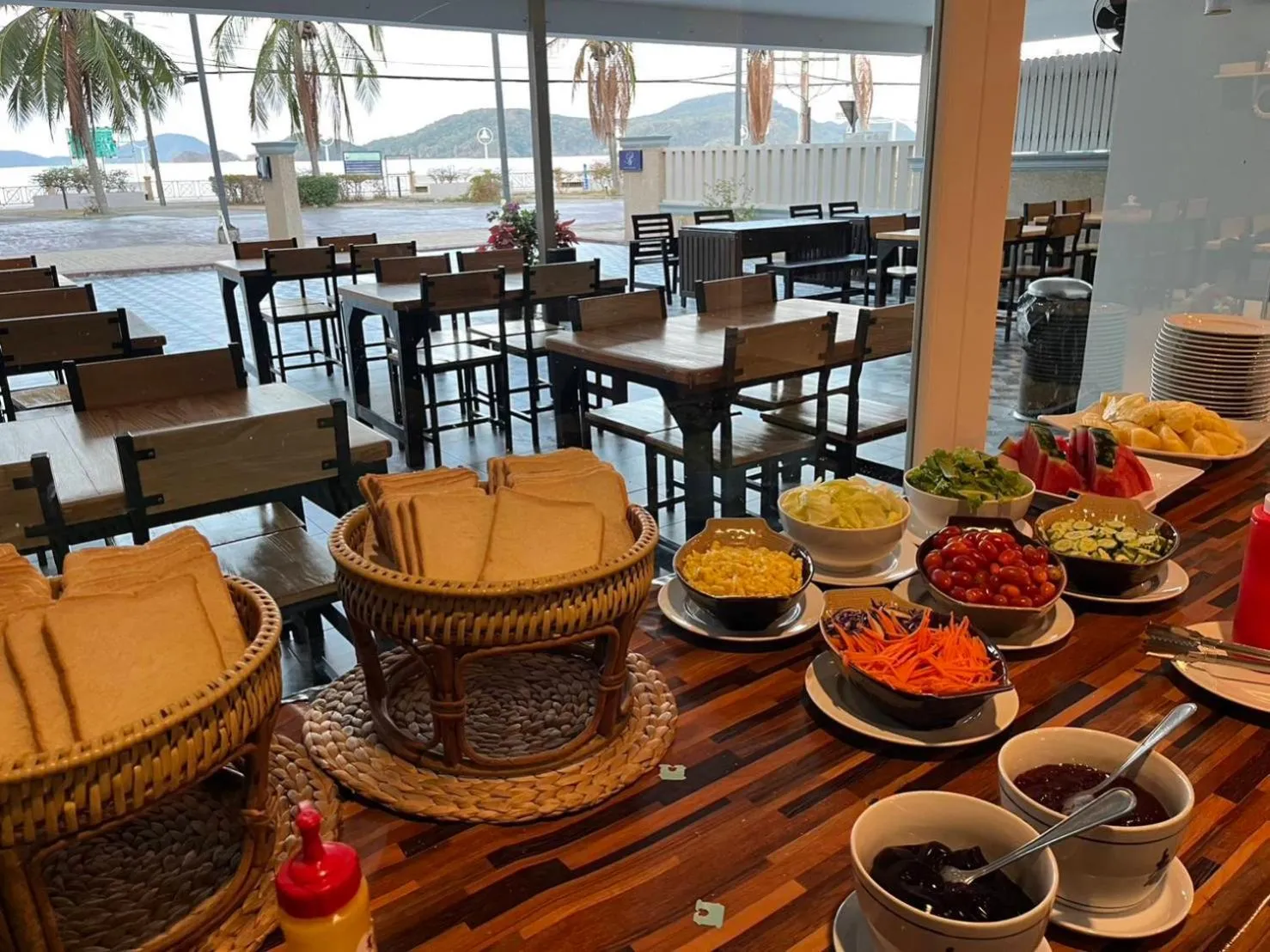 Restaurant/places to eat in Panwa Beach Side Beachfront