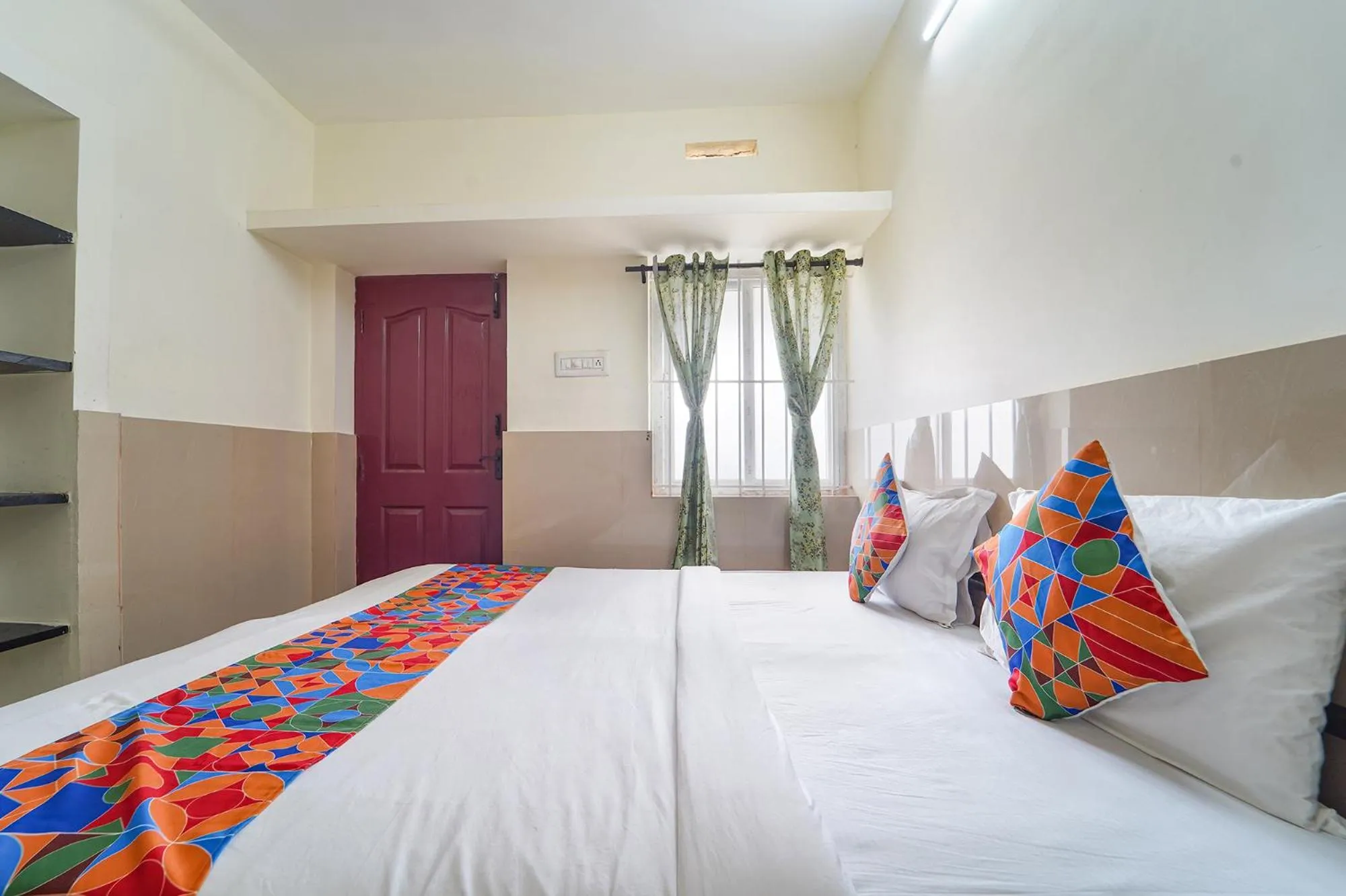 Bed in FabExpress Clover Castle - Nr Coimbatore International Airport