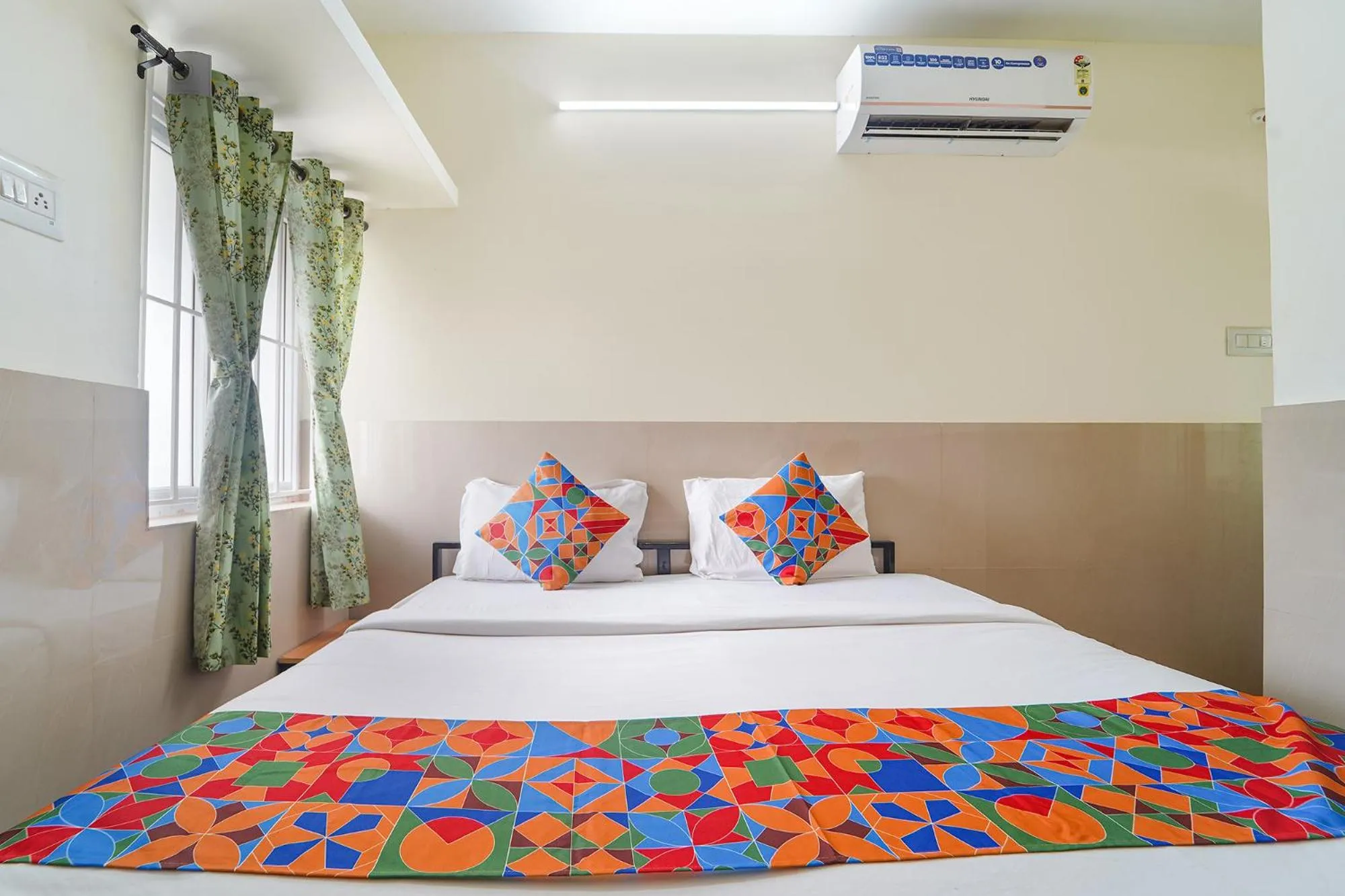 Bed in FabExpress Clover Castle - Nr Coimbatore International Airport