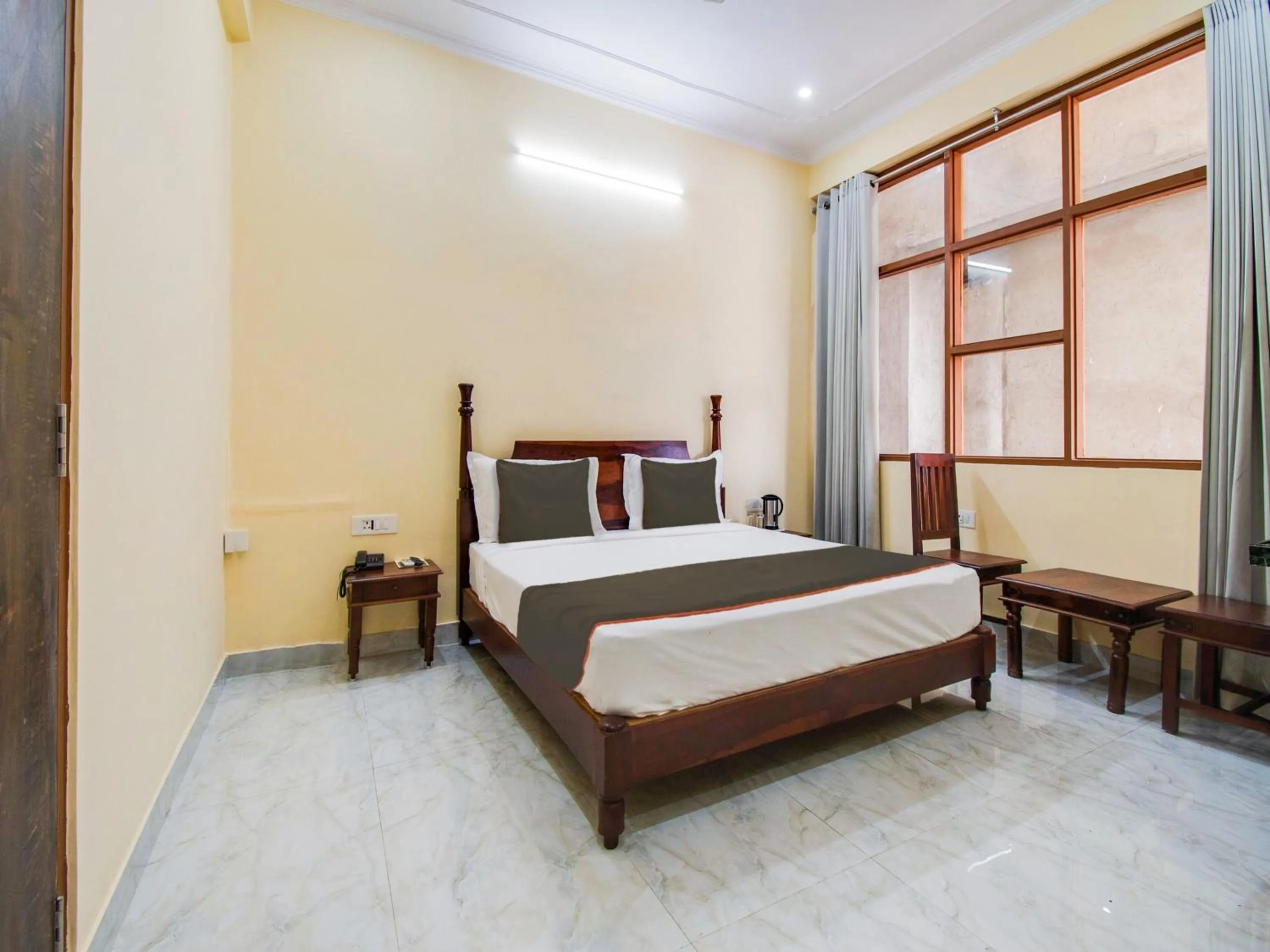 Lobby or reception, Bed in OYO Hotel O Omeshwari