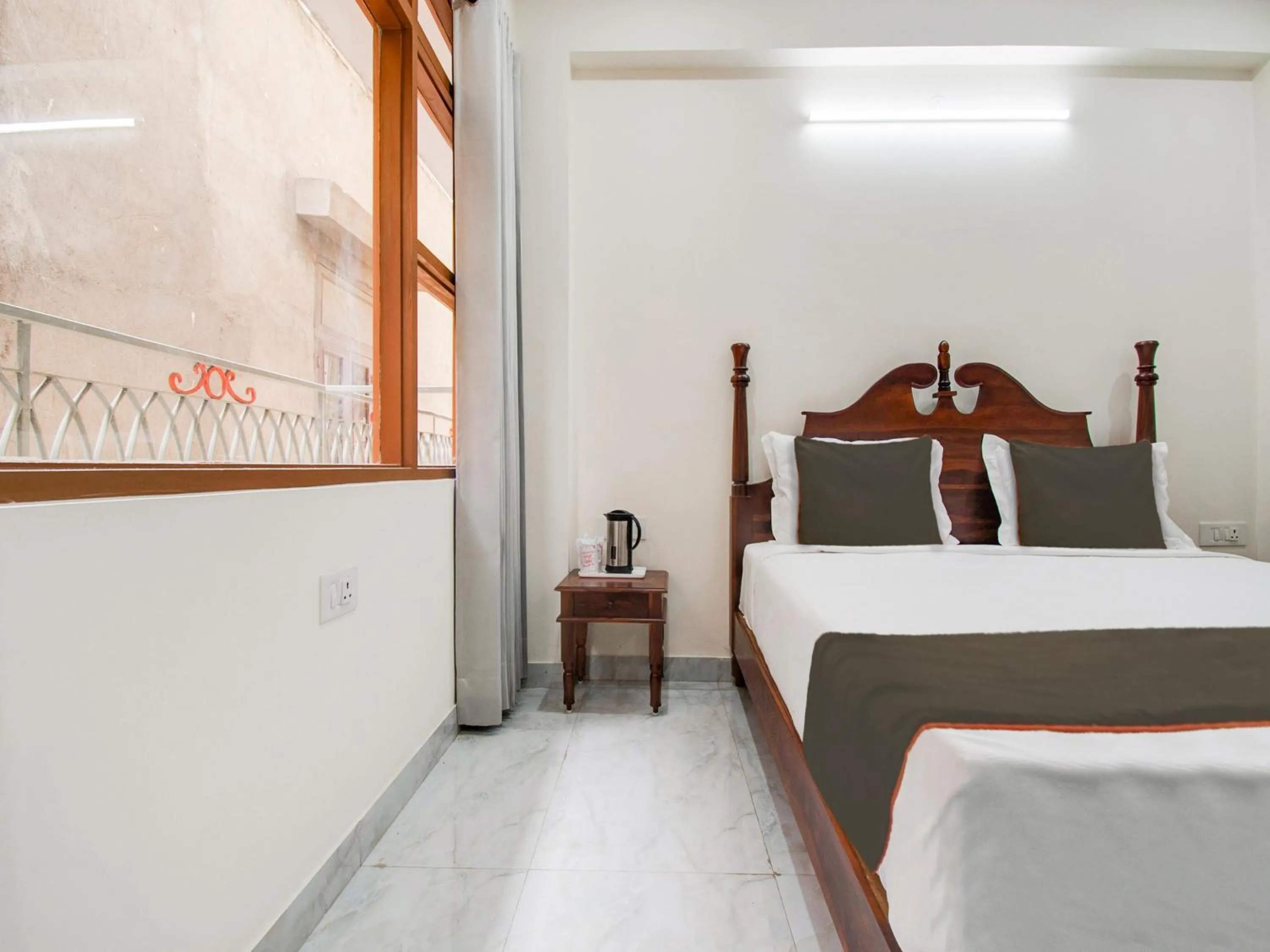 Bedroom, Bed in OYO Hotel O Omeshwari