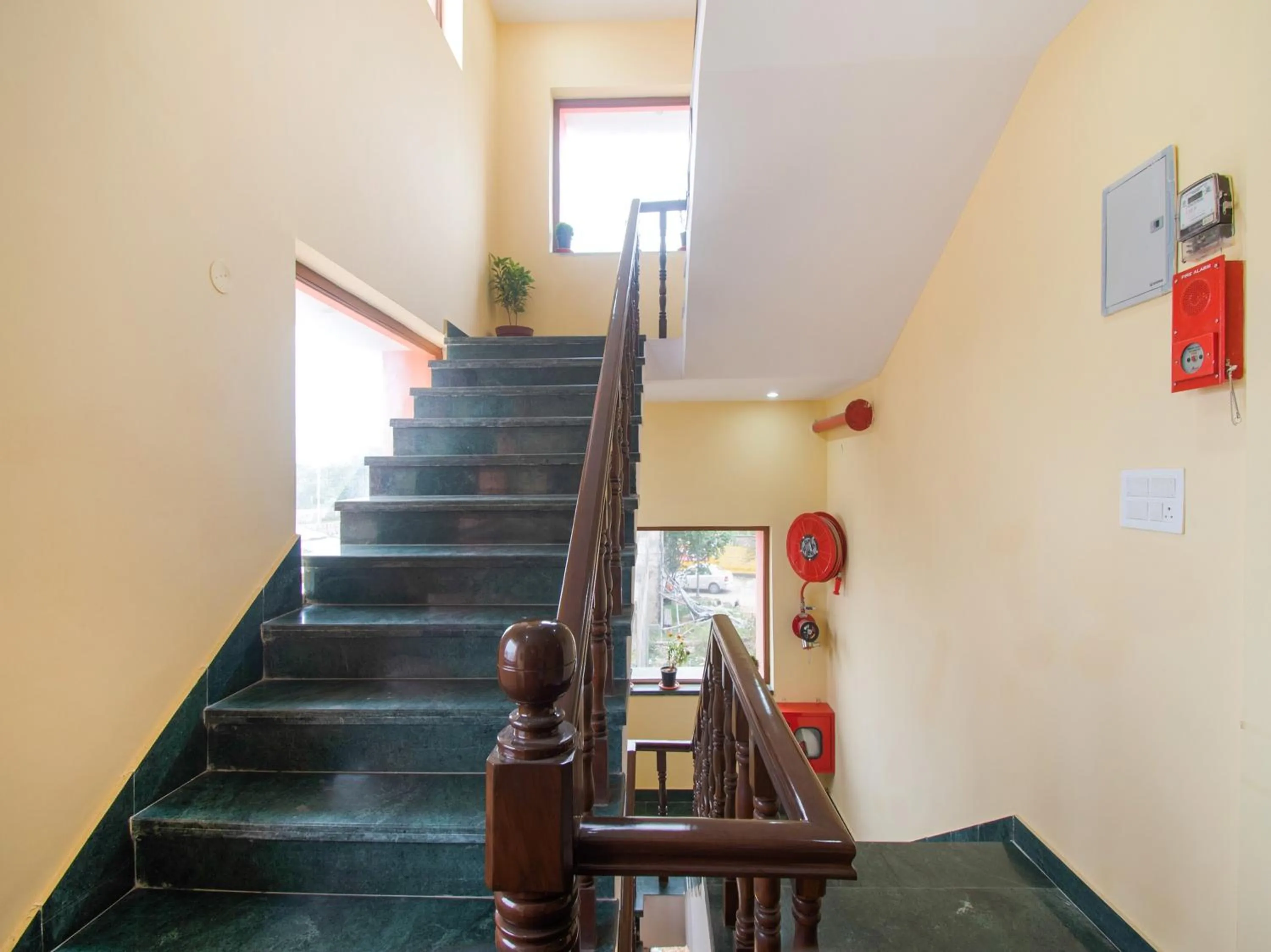 Lobby or reception in OYO Hotel O Omeshwari