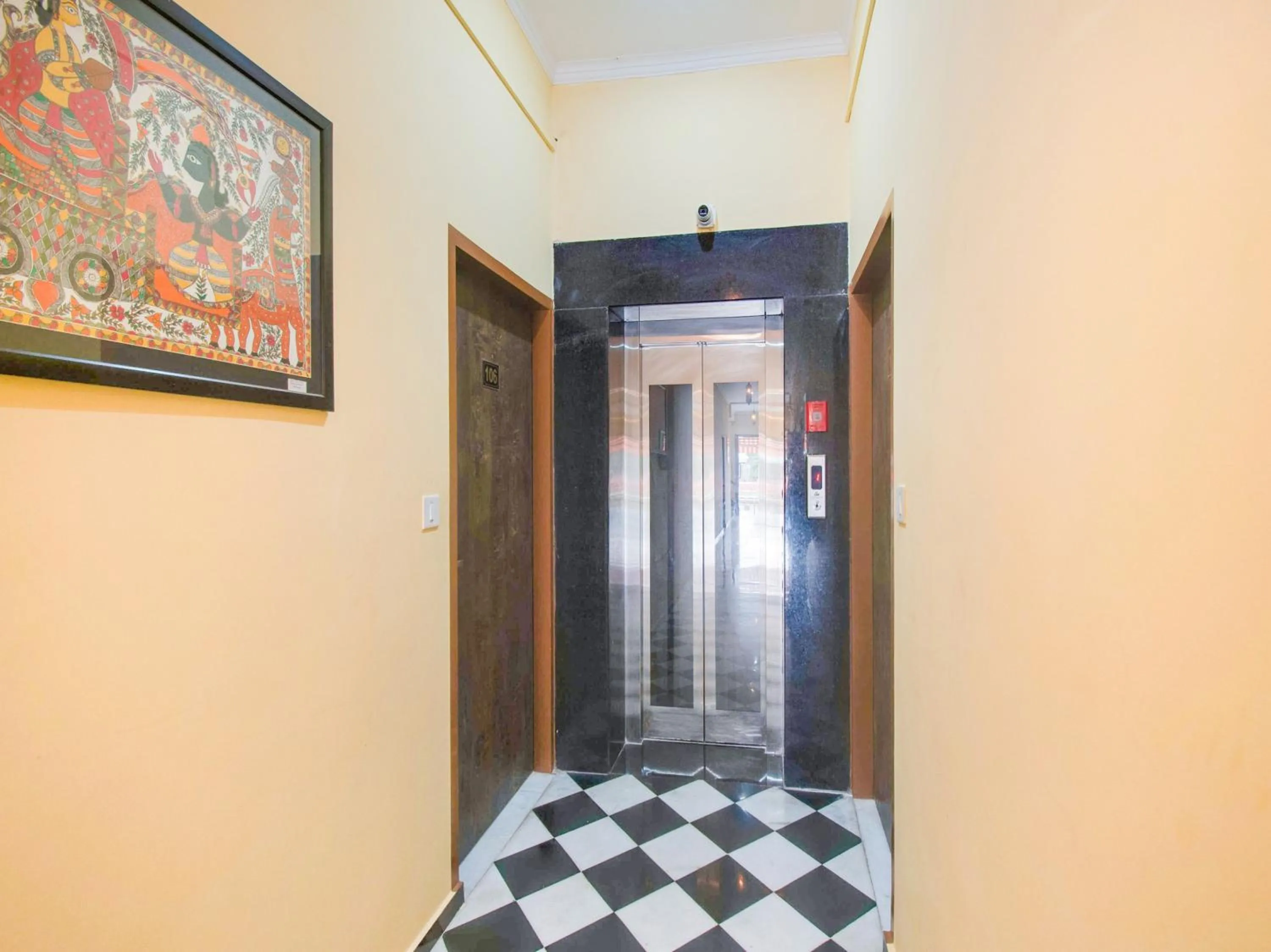 Lobby or reception in OYO Hotel O Omeshwari